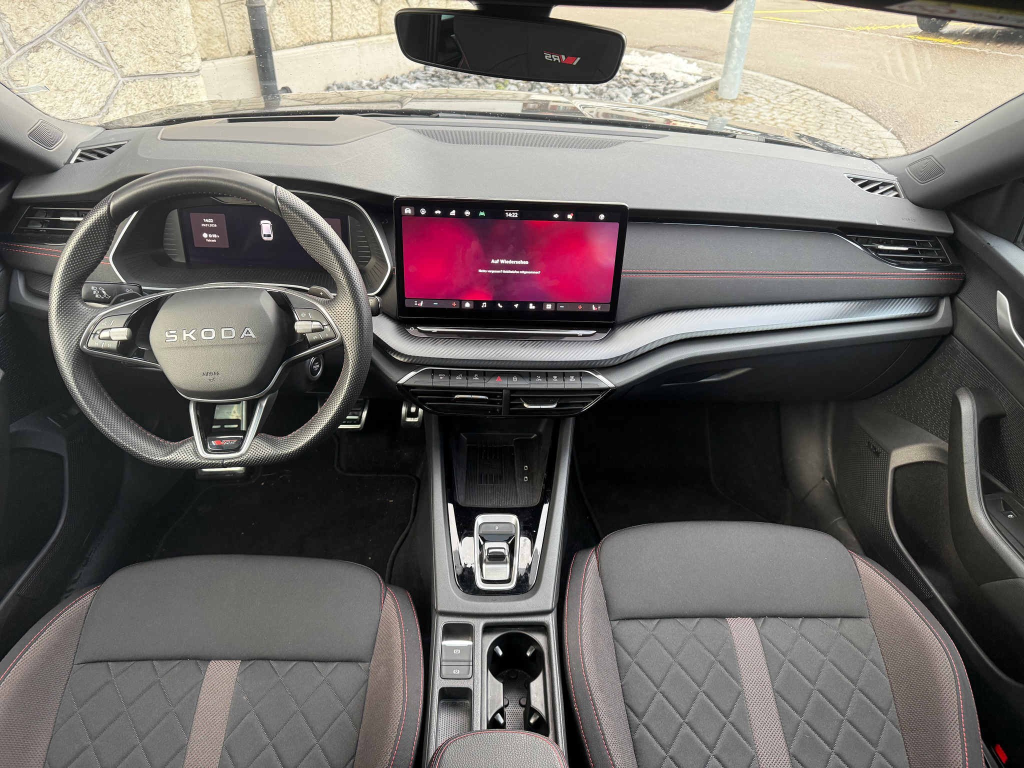 listing desktop thumbnail image 5