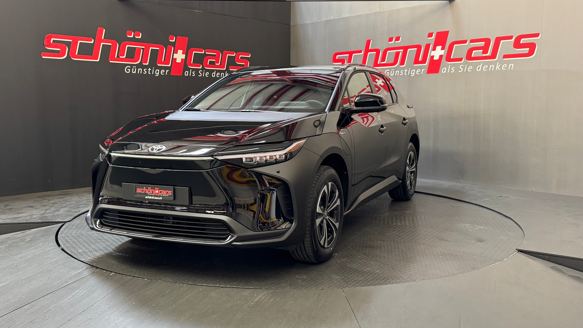 listing desktop thumbnail image 9