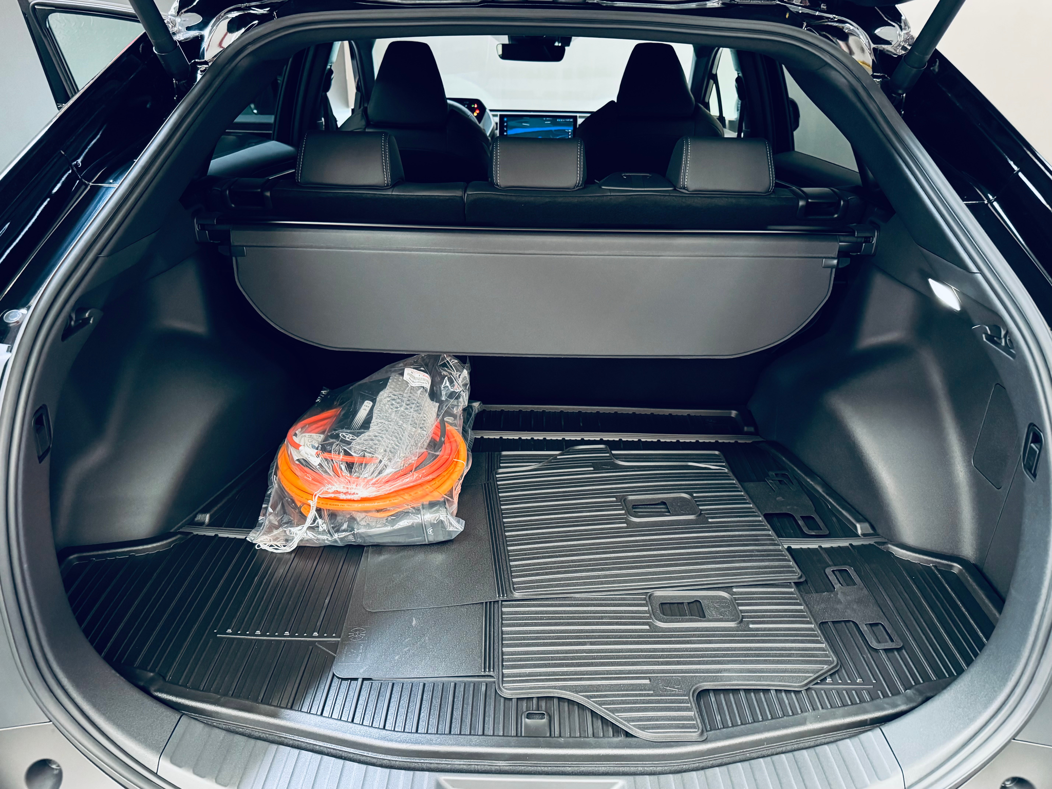 listing desktop thumbnail image 10