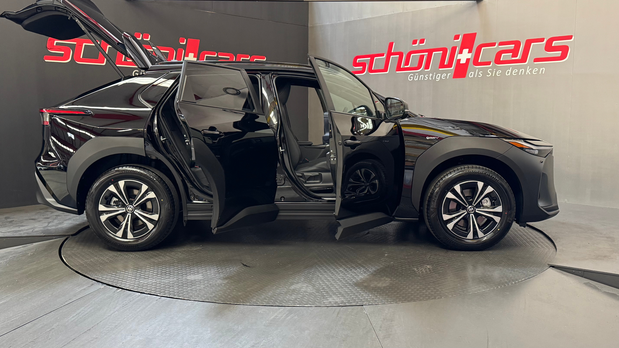 listing desktop thumbnail image 6