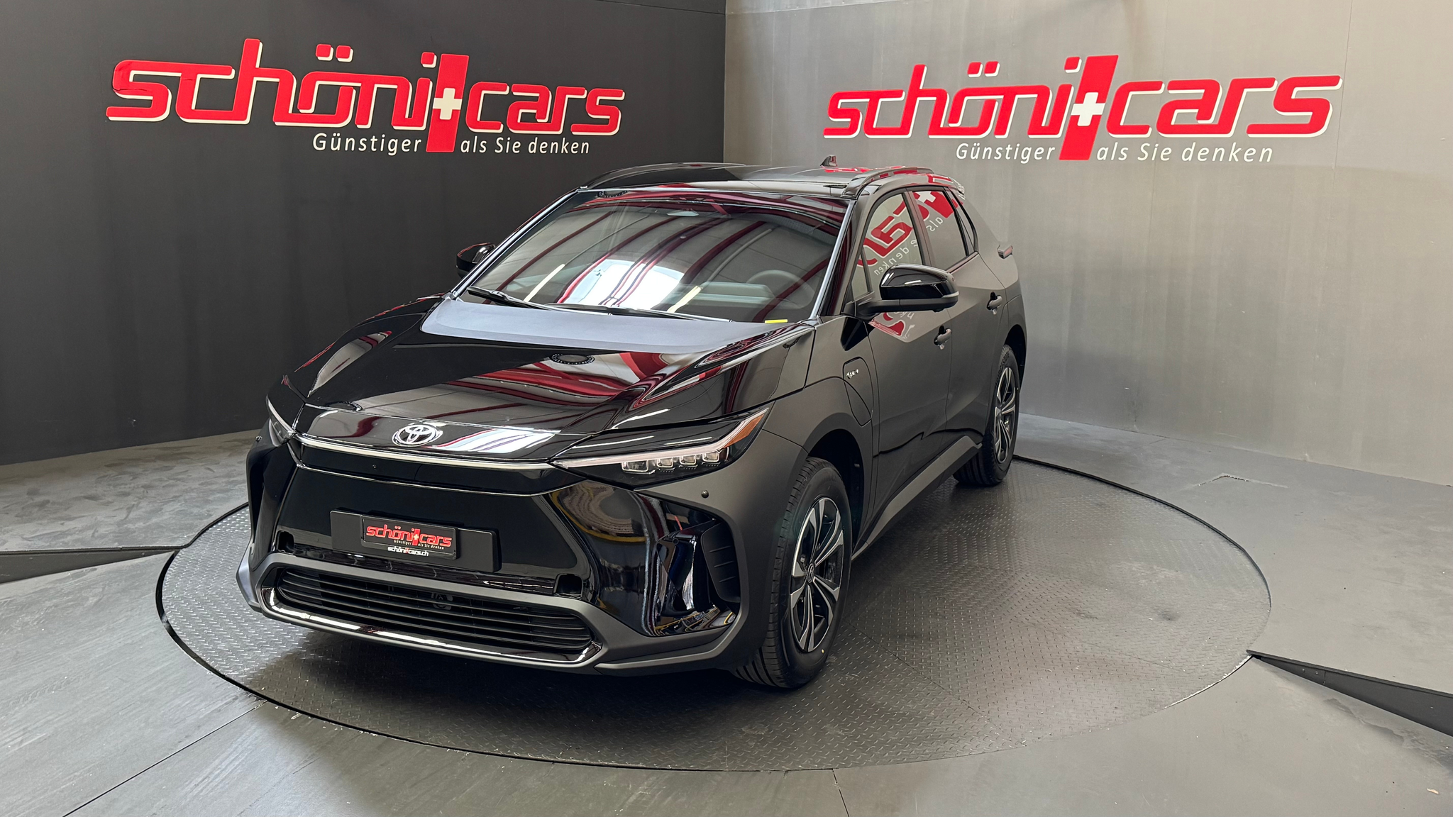 listing desktop thumbnail image 1