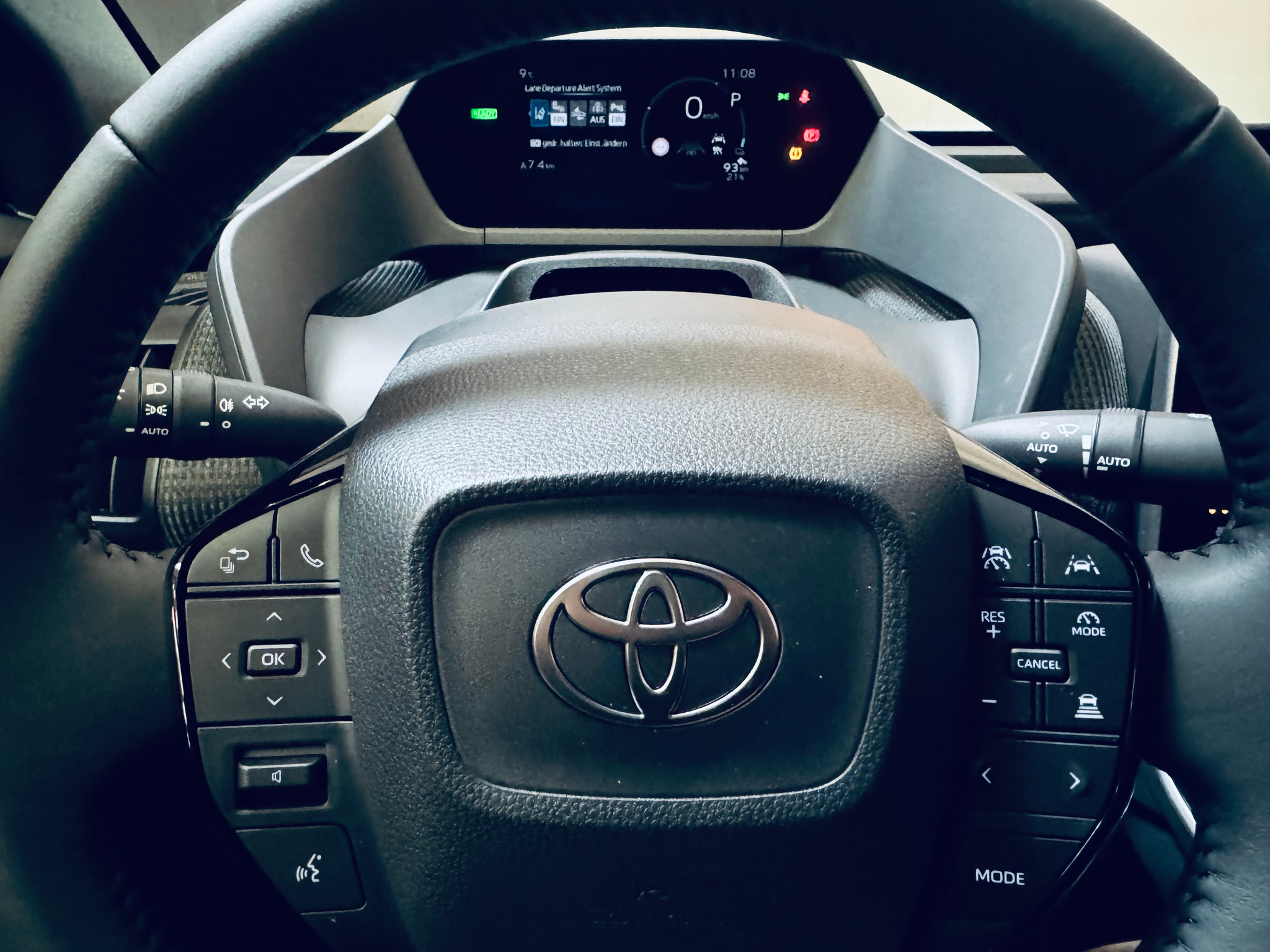 listing desktop thumbnail image 18