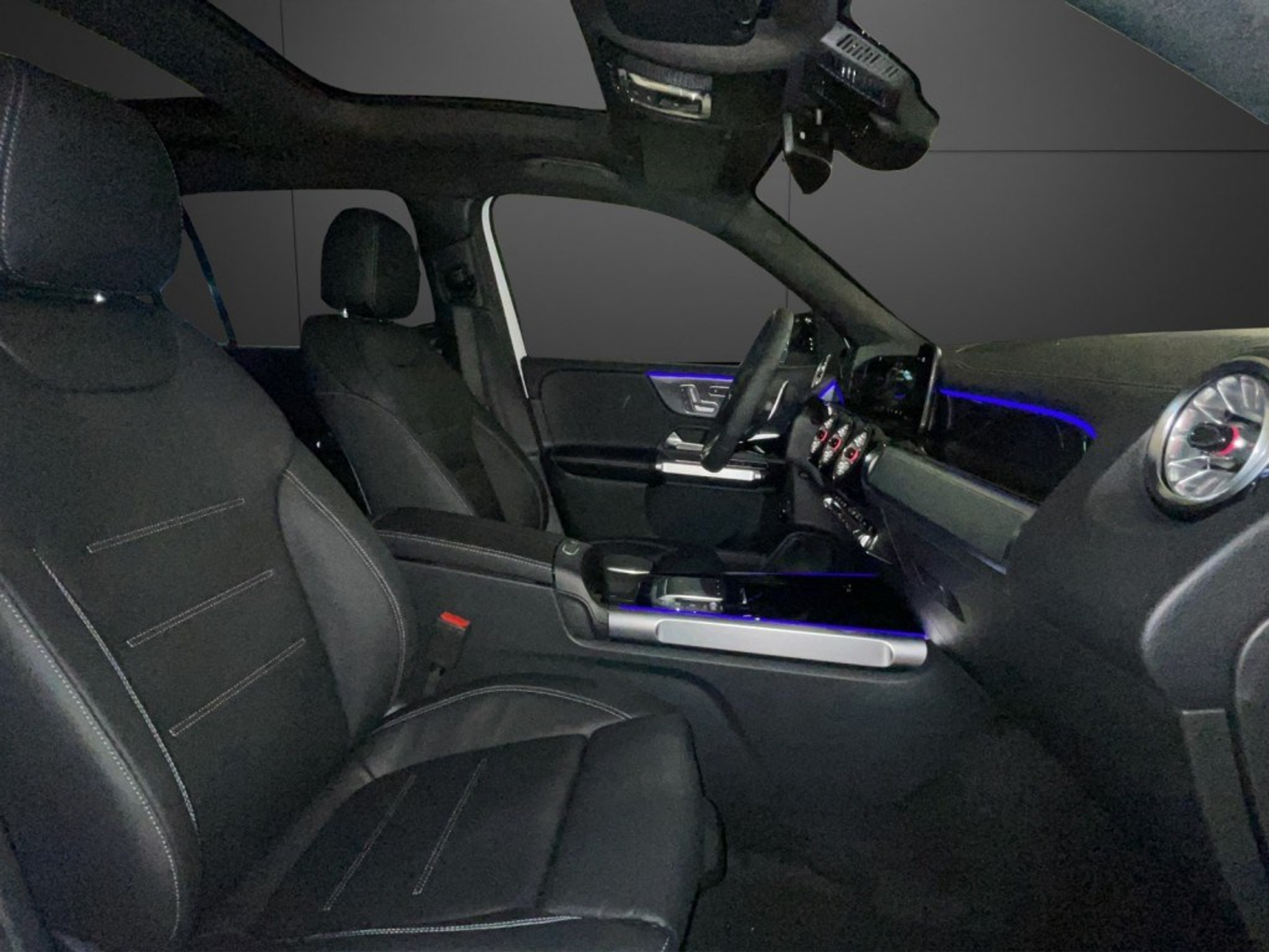 listing desktop thumbnail image 9