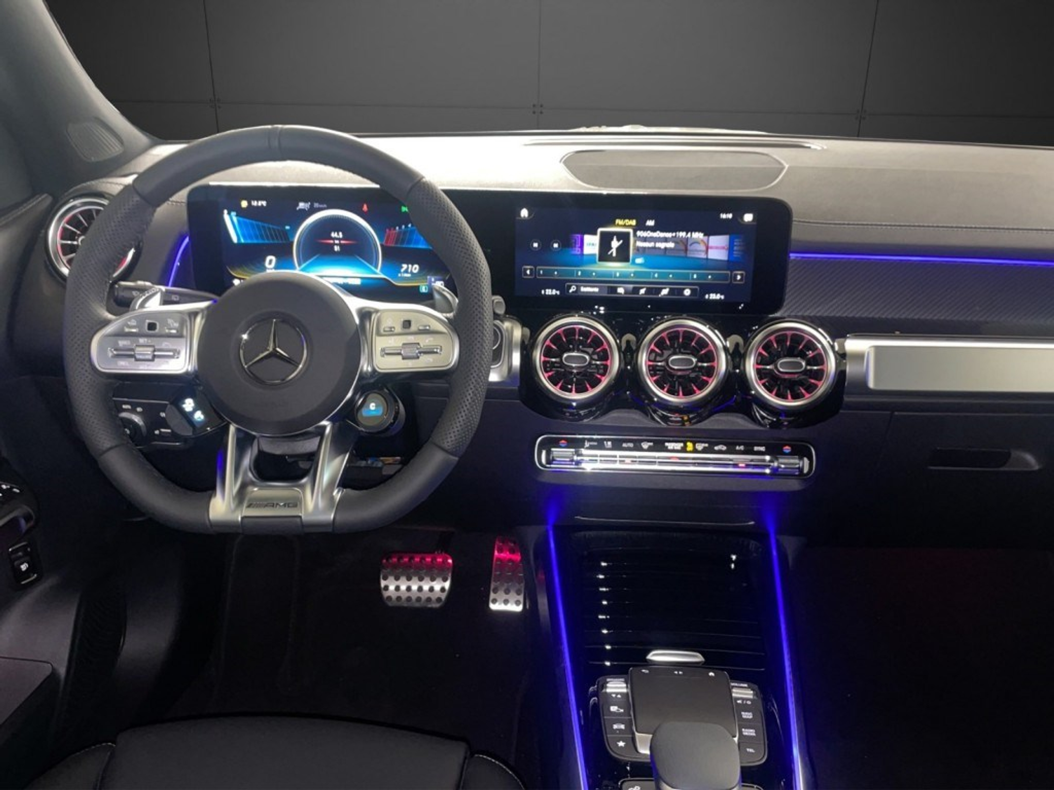 listing desktop thumbnail image 8