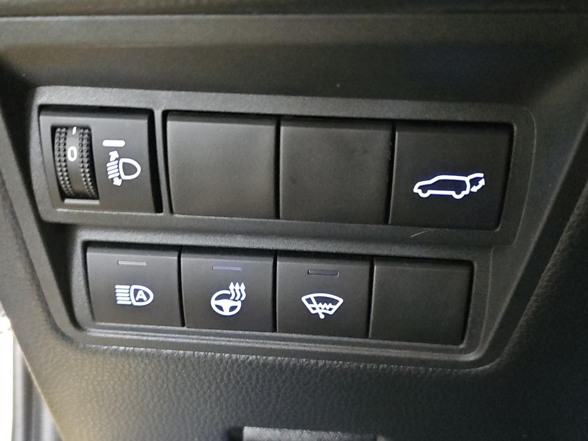 listing desktop thumbnail image 17