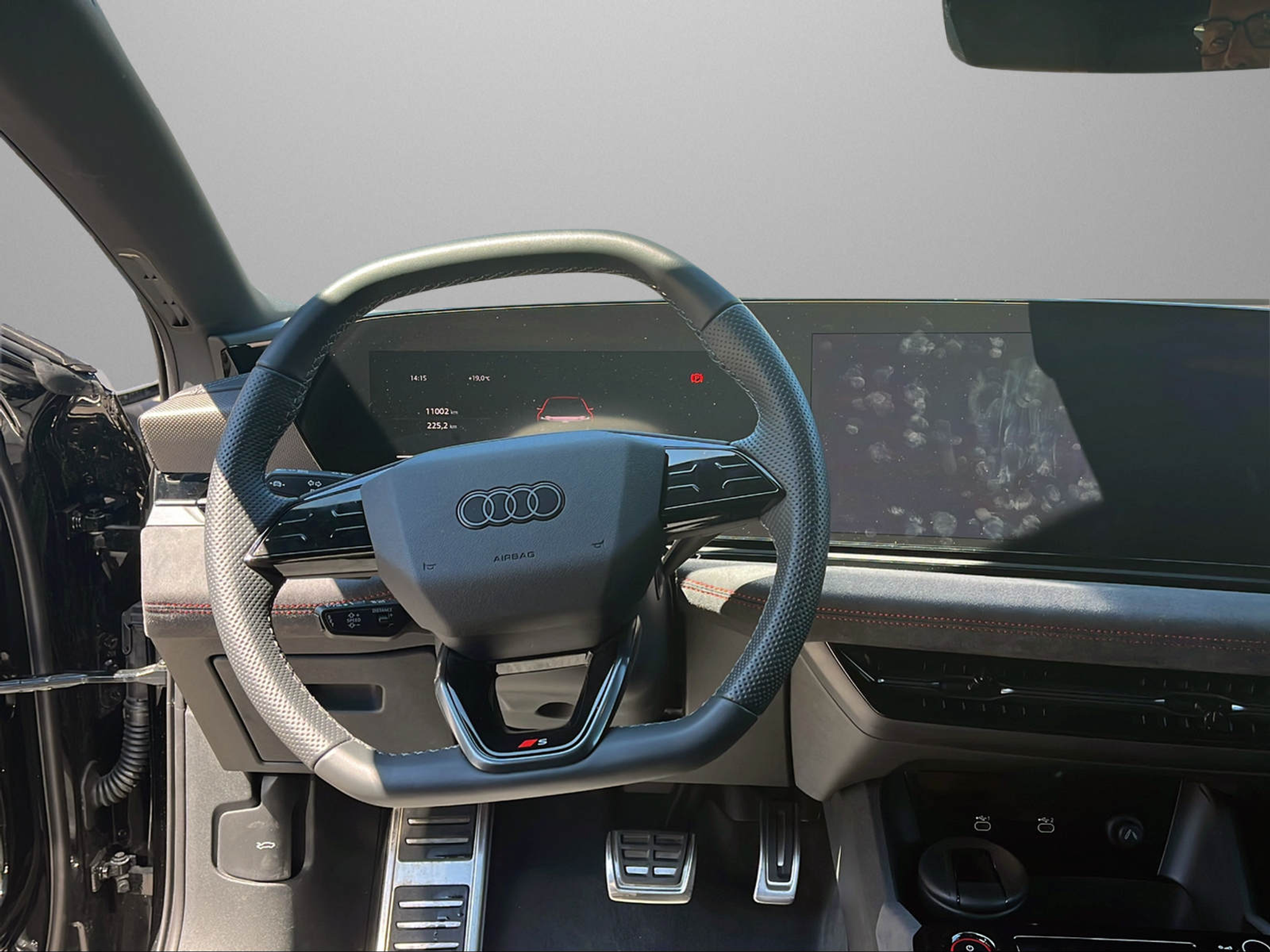 listing desktop thumbnail image 7