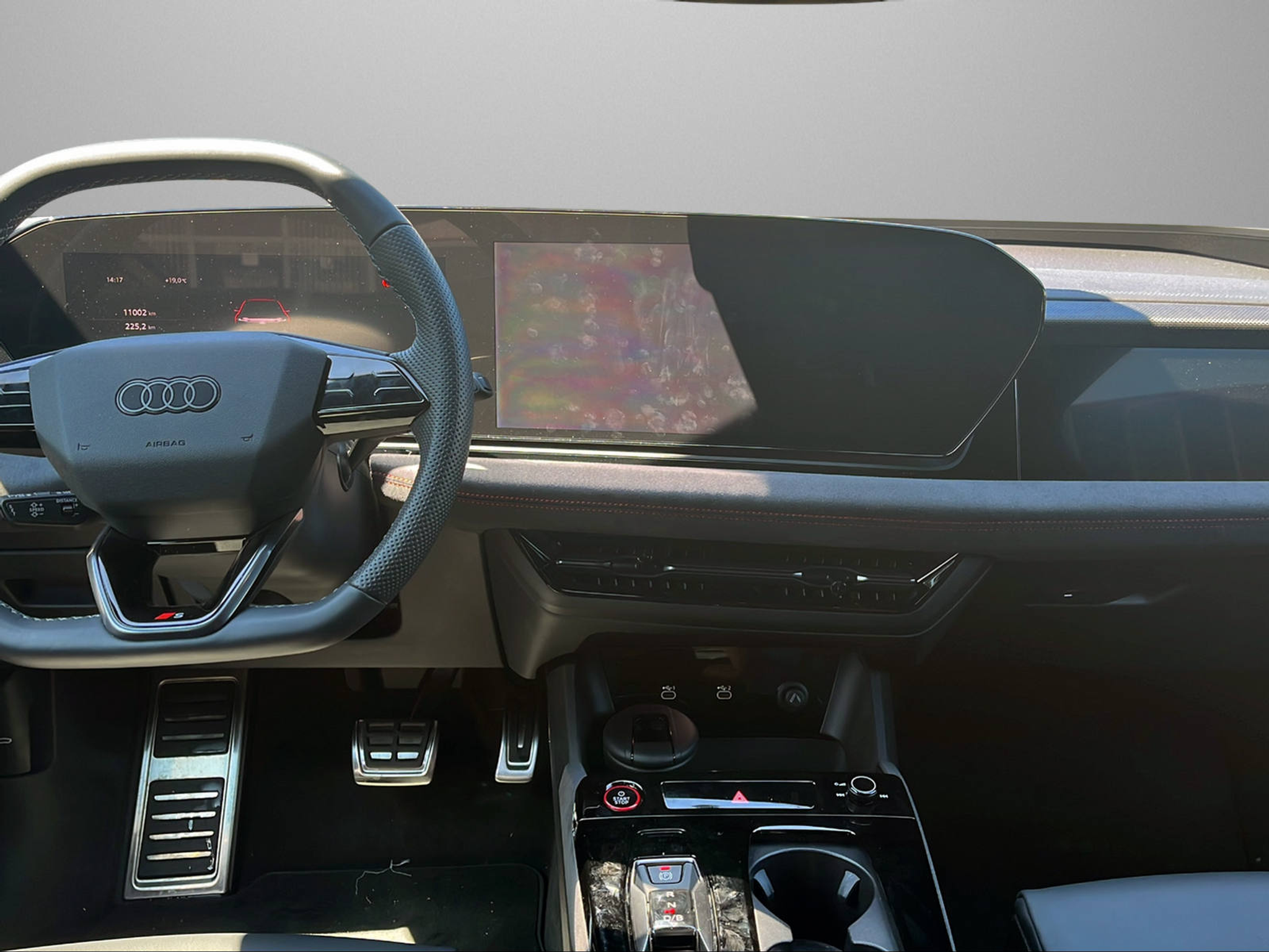 listing desktop thumbnail image 9