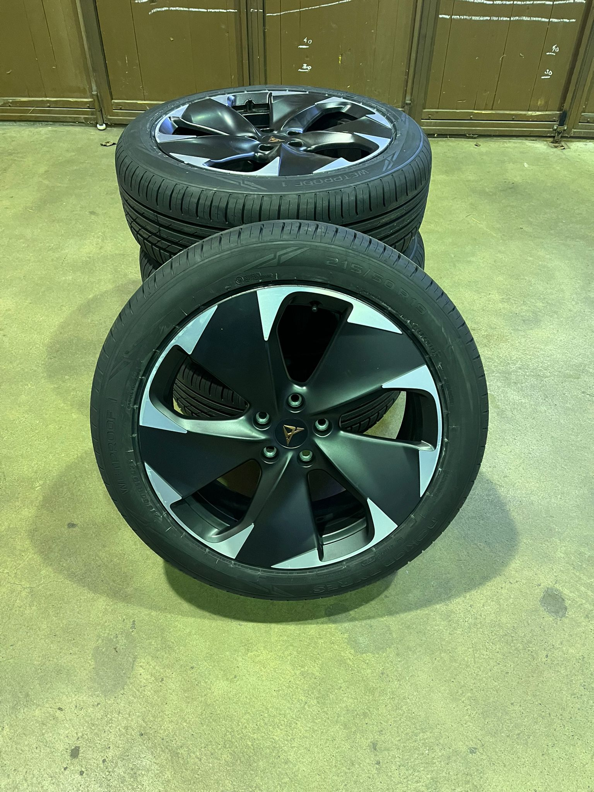 listing desktop thumbnail image 20