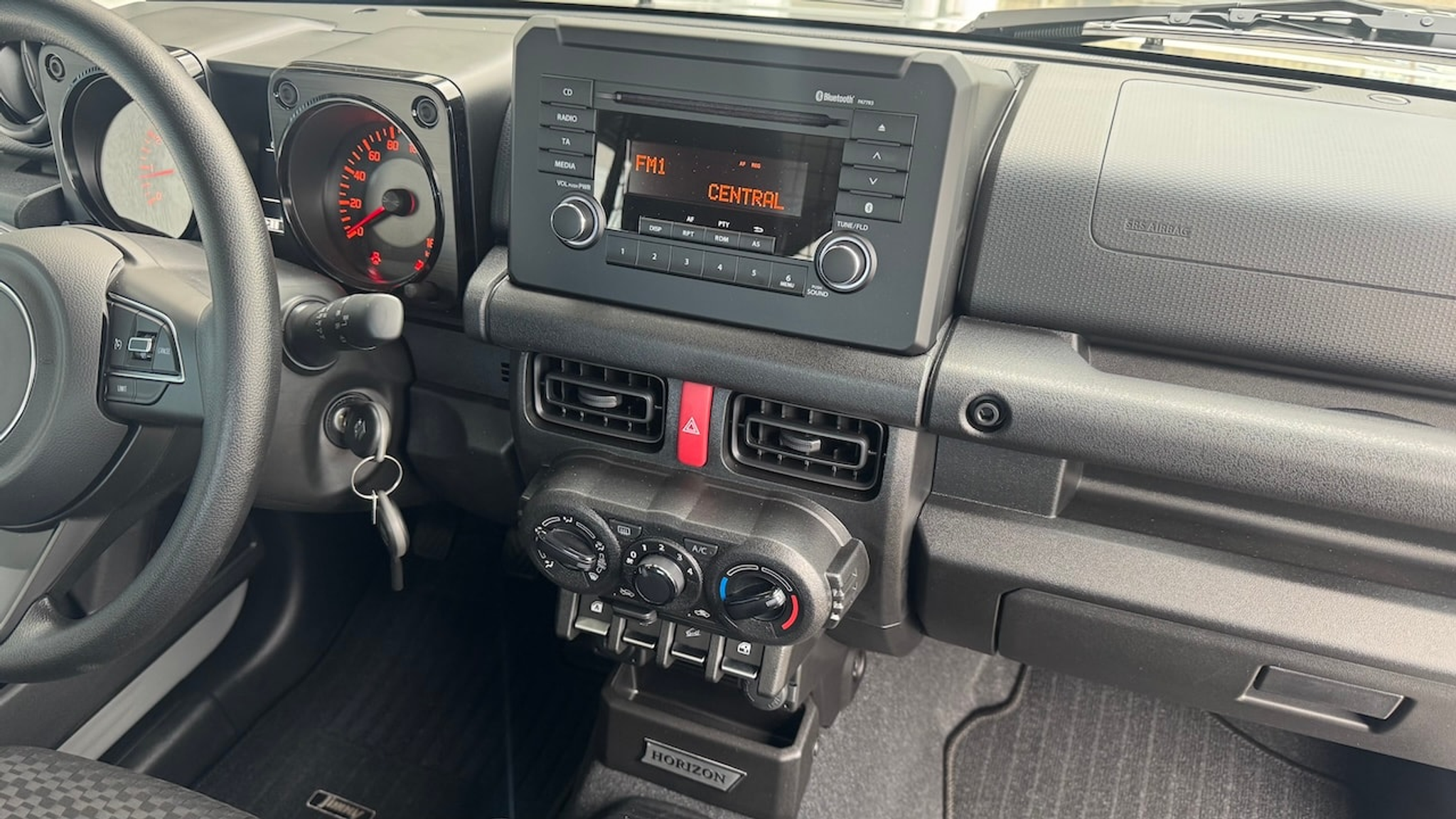 listing desktop thumbnail image 18