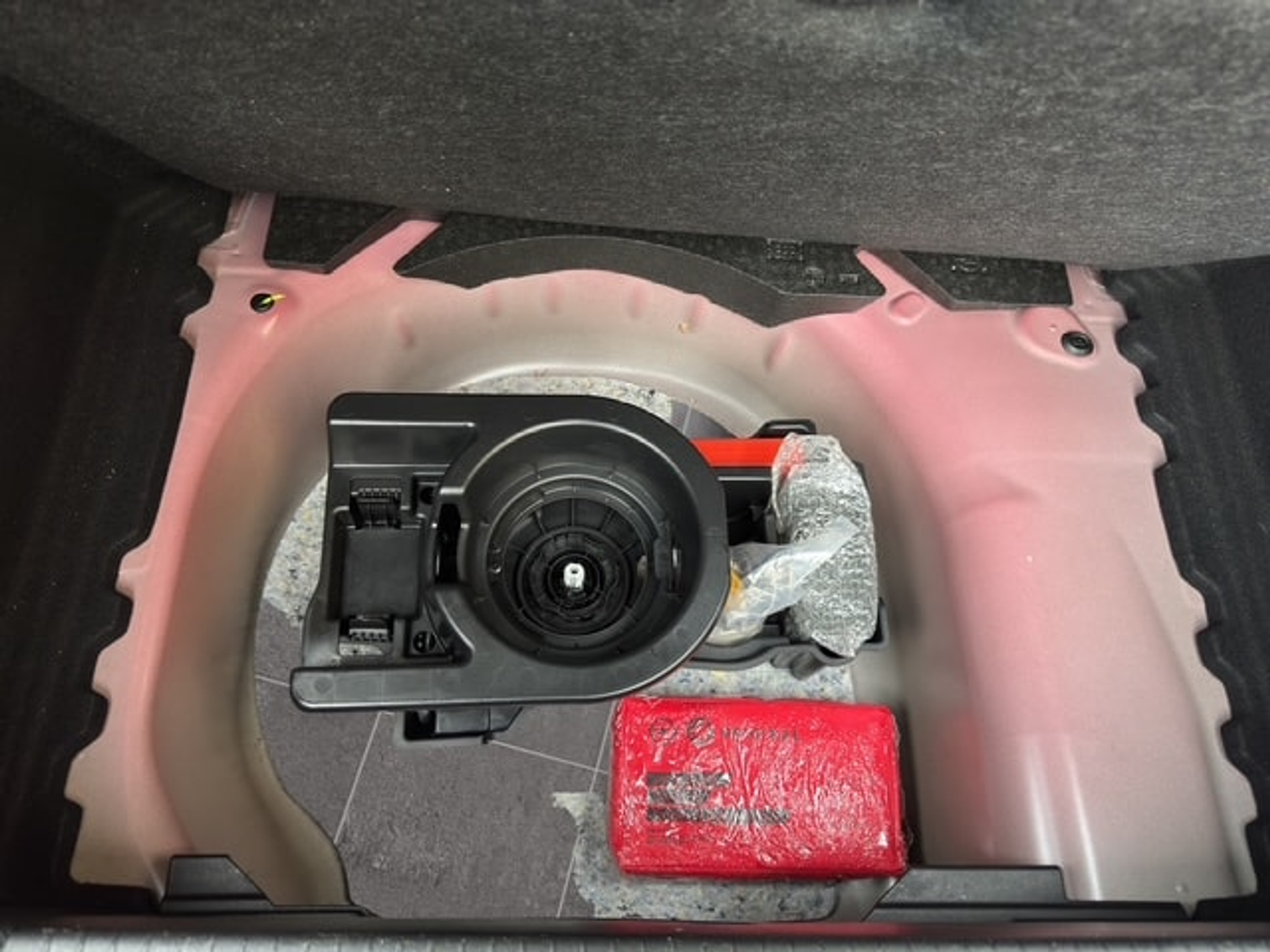 listing desktop thumbnail image 24