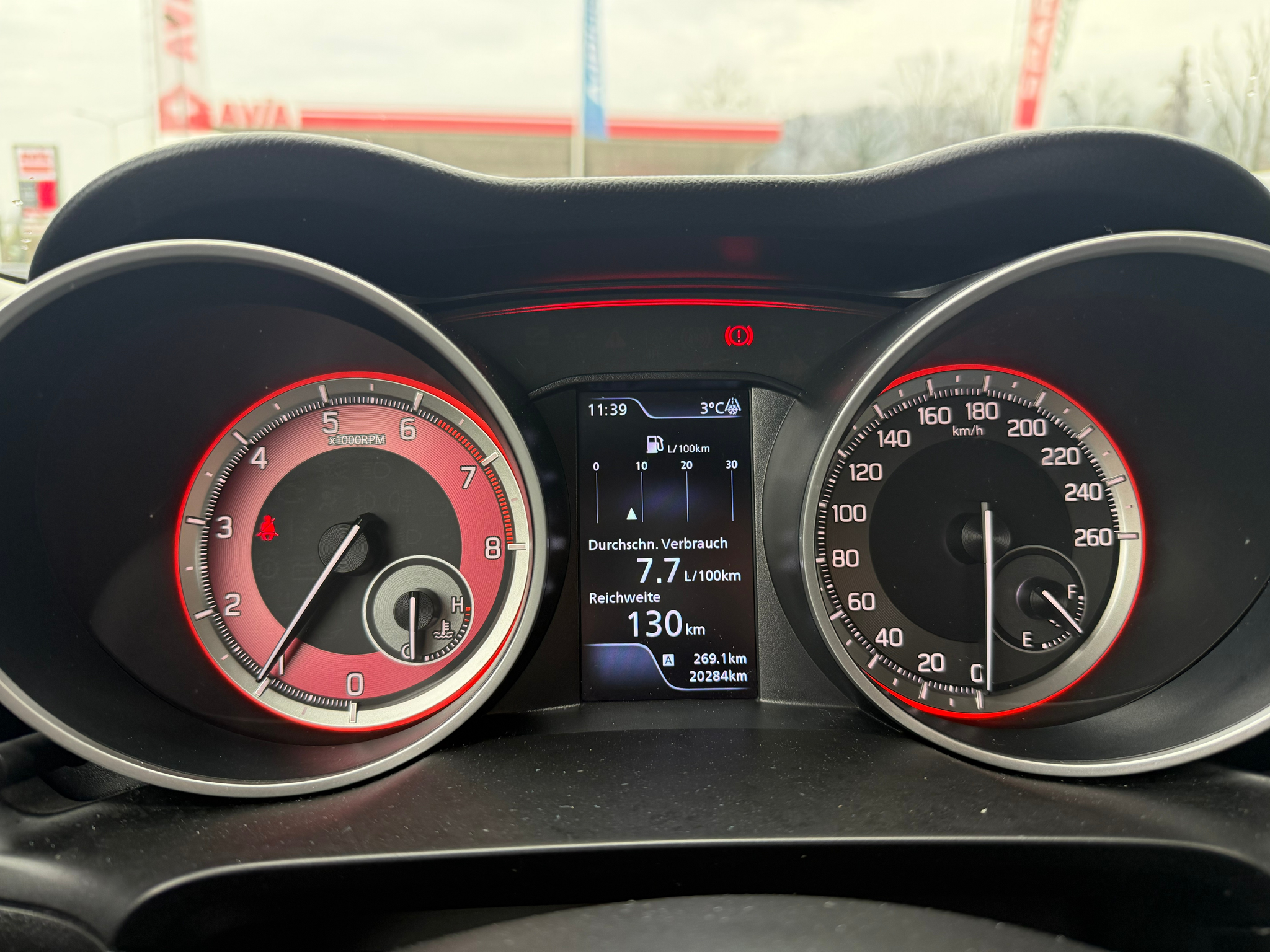 listing desktop thumbnail image 11