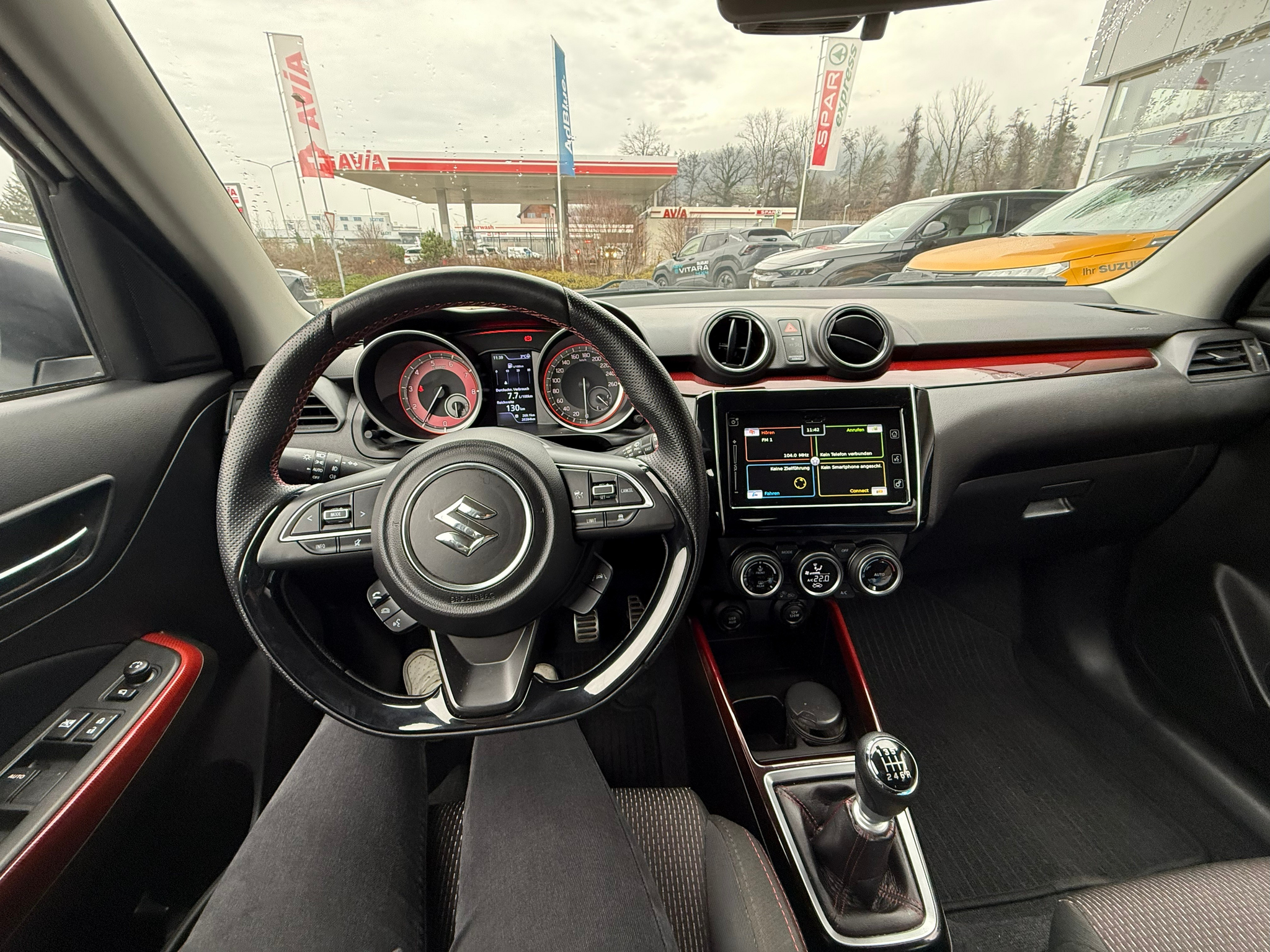 listing desktop thumbnail image 9