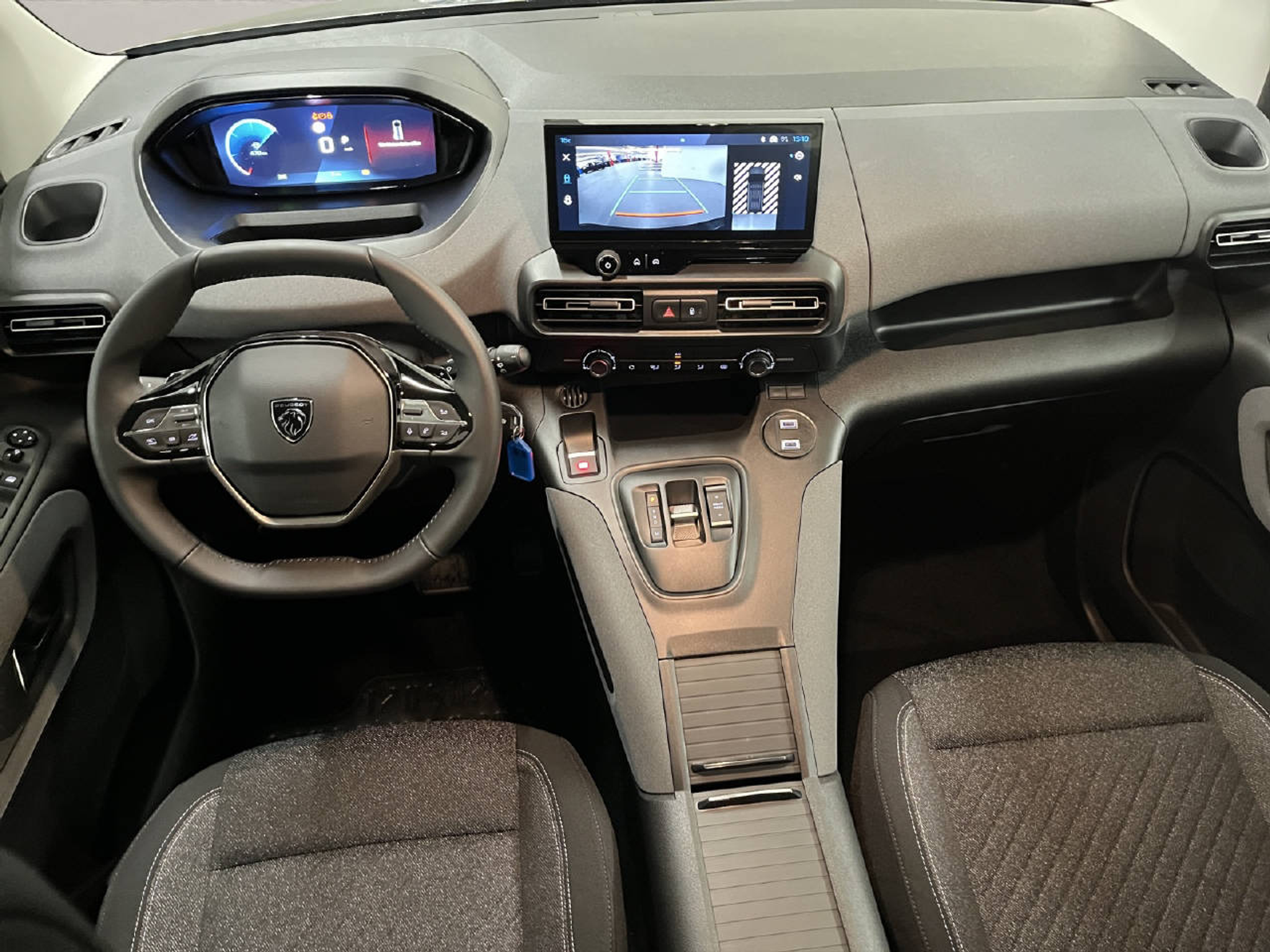 listing desktop thumbnail image 5