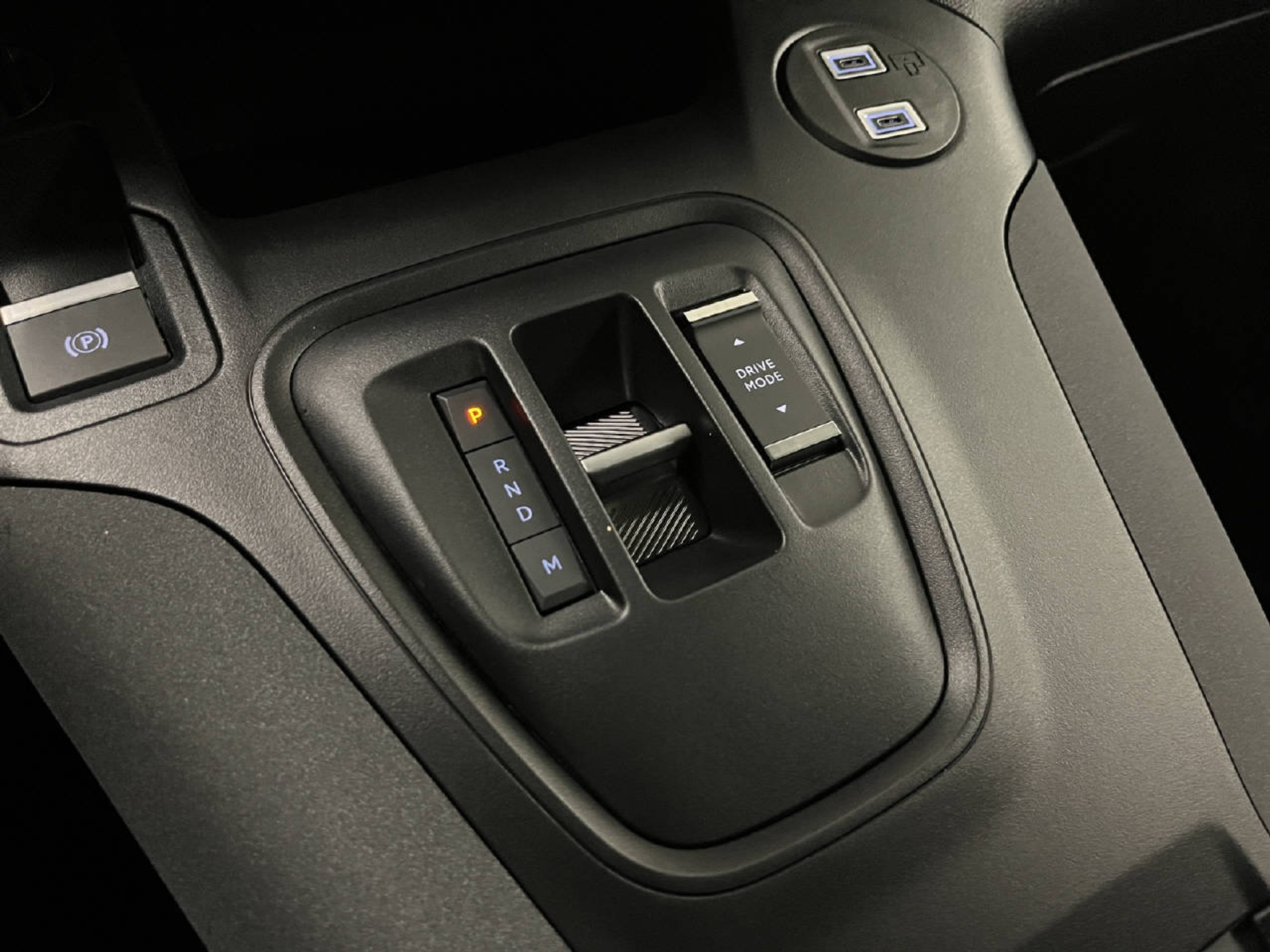 listing desktop thumbnail image 8