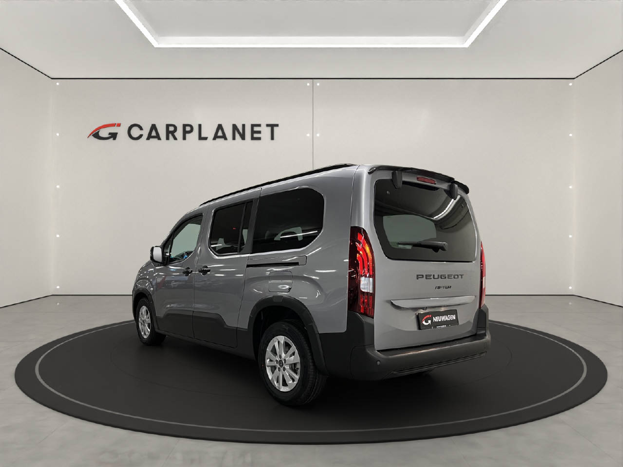 listing desktop thumbnail image 2