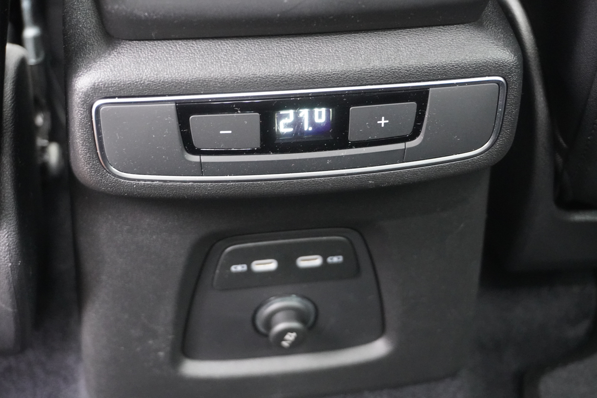 listing desktop thumbnail image 11