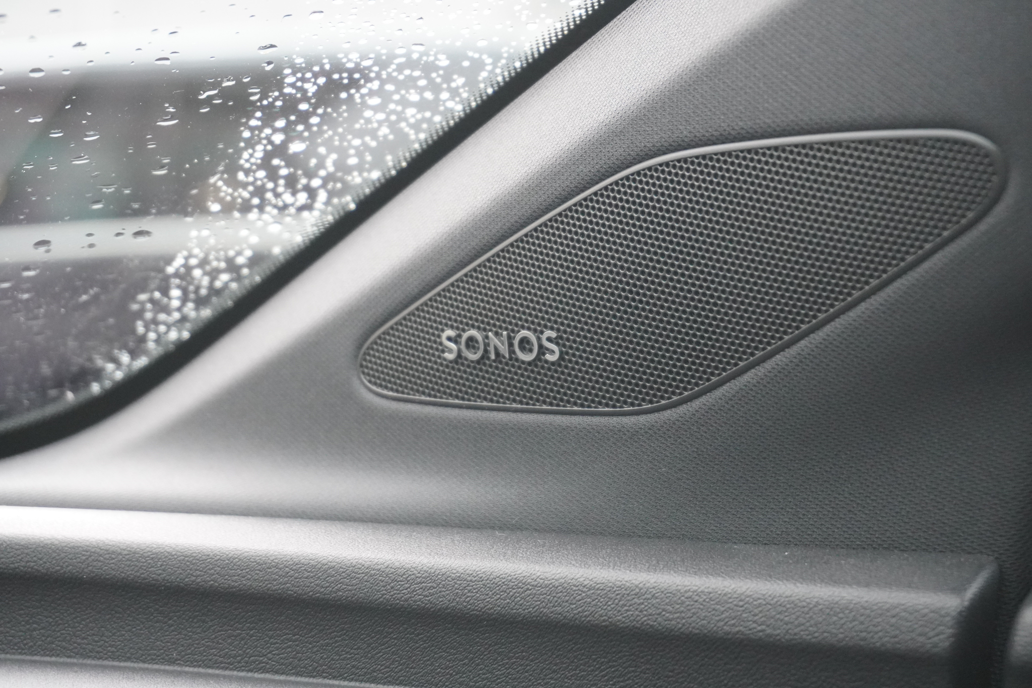 listing desktop thumbnail image 24