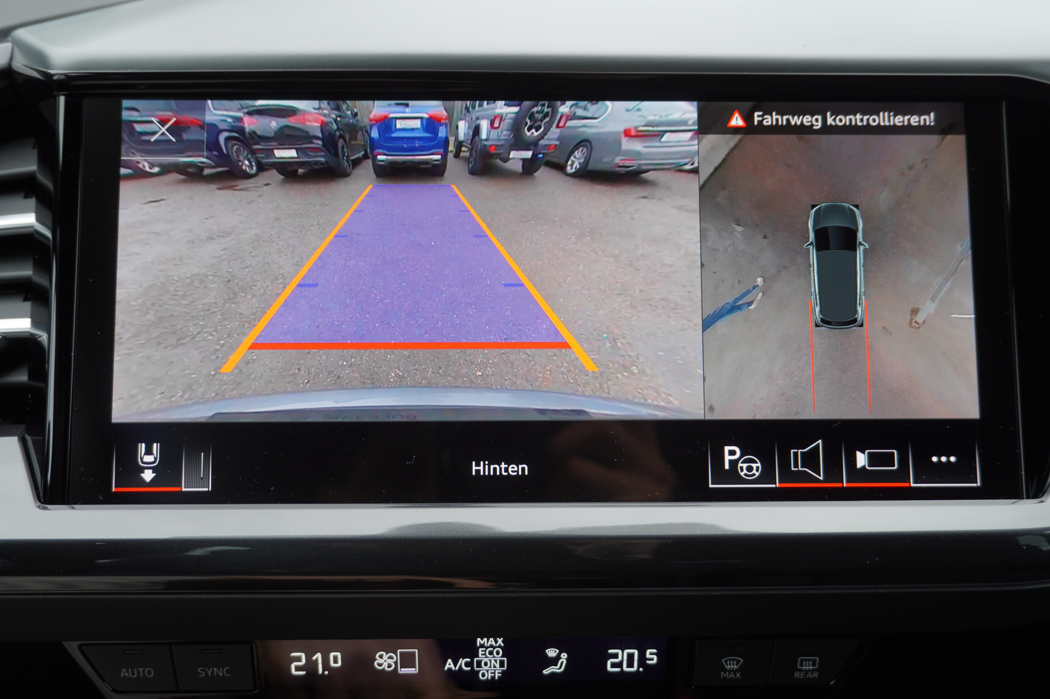 listing desktop thumbnail image 15