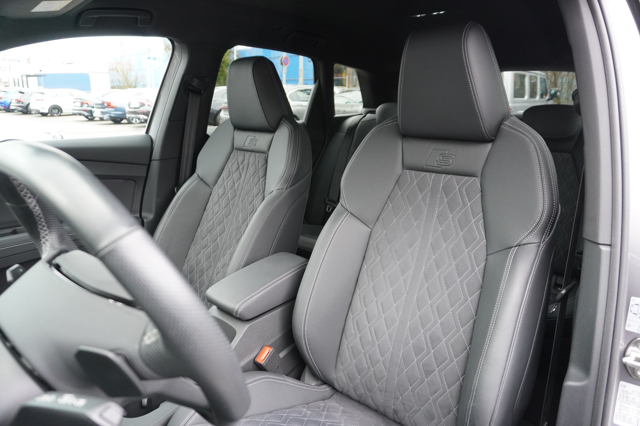 listing desktop thumbnail image 10