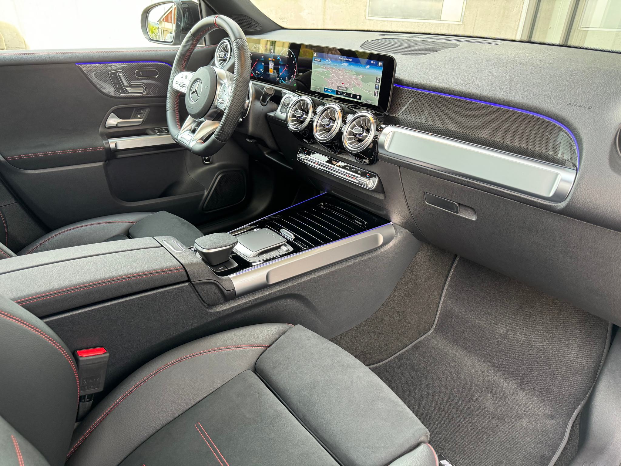 listing desktop thumbnail image 21