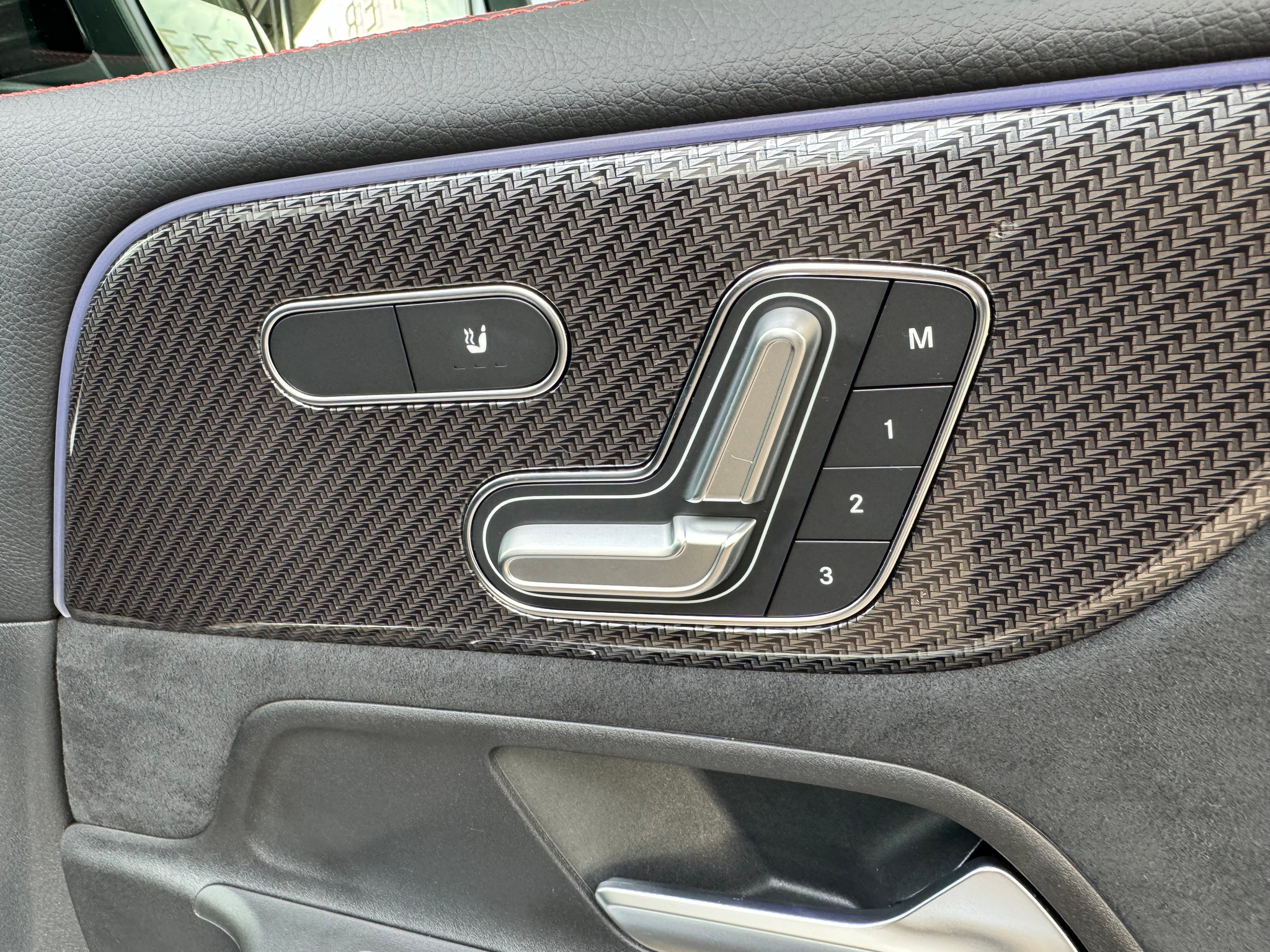 listing desktop thumbnail image 18