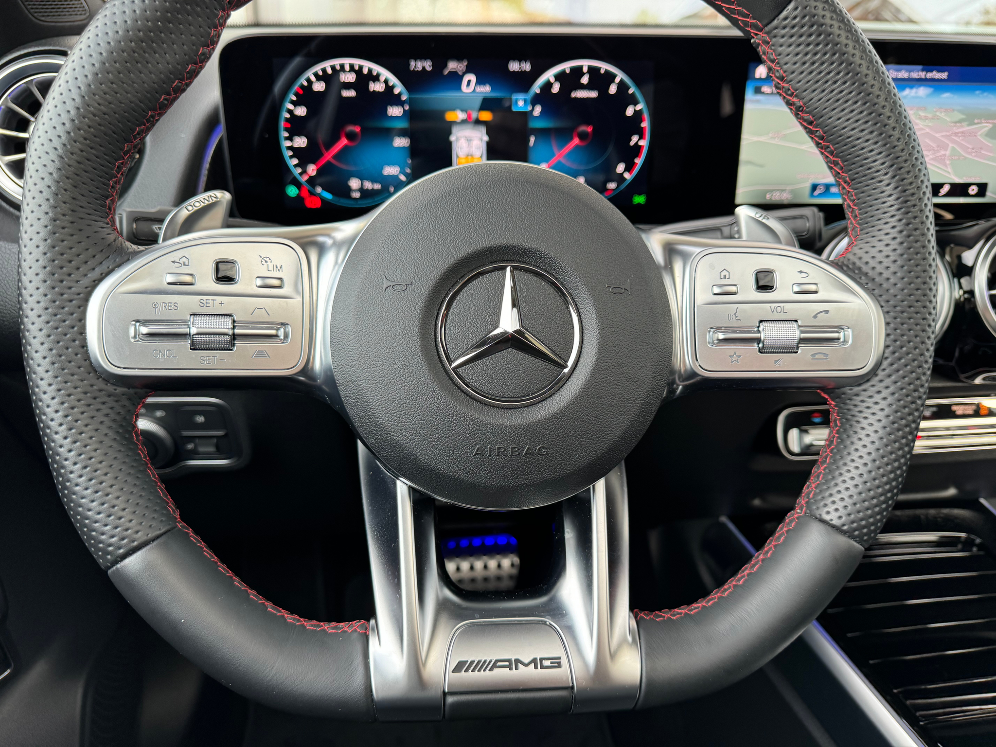 listing desktop thumbnail image 24