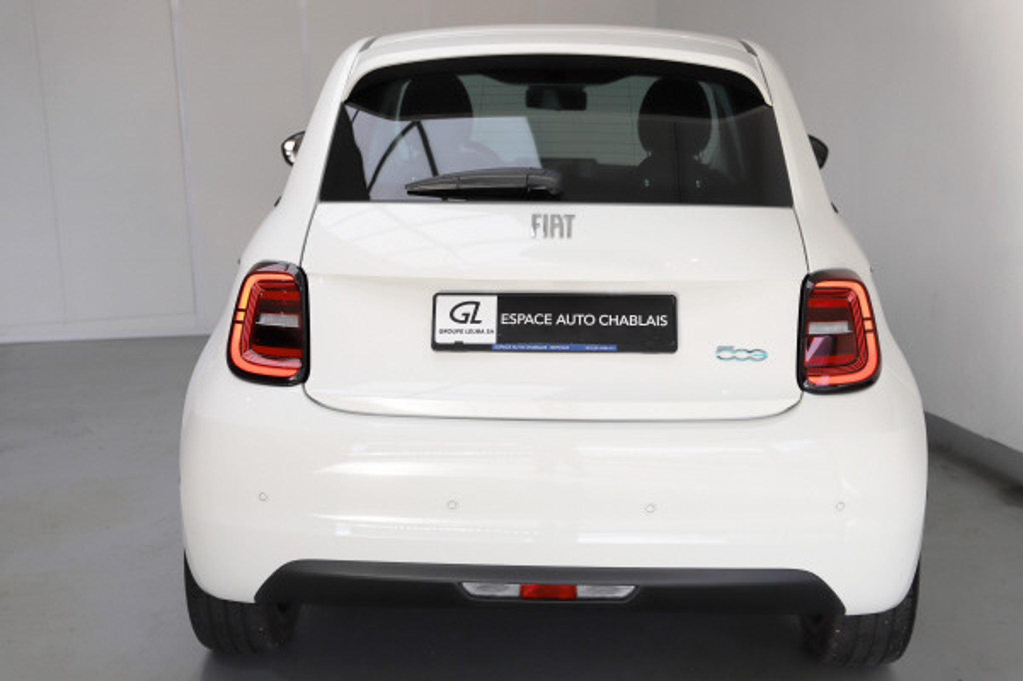 listing desktop thumbnail image 5