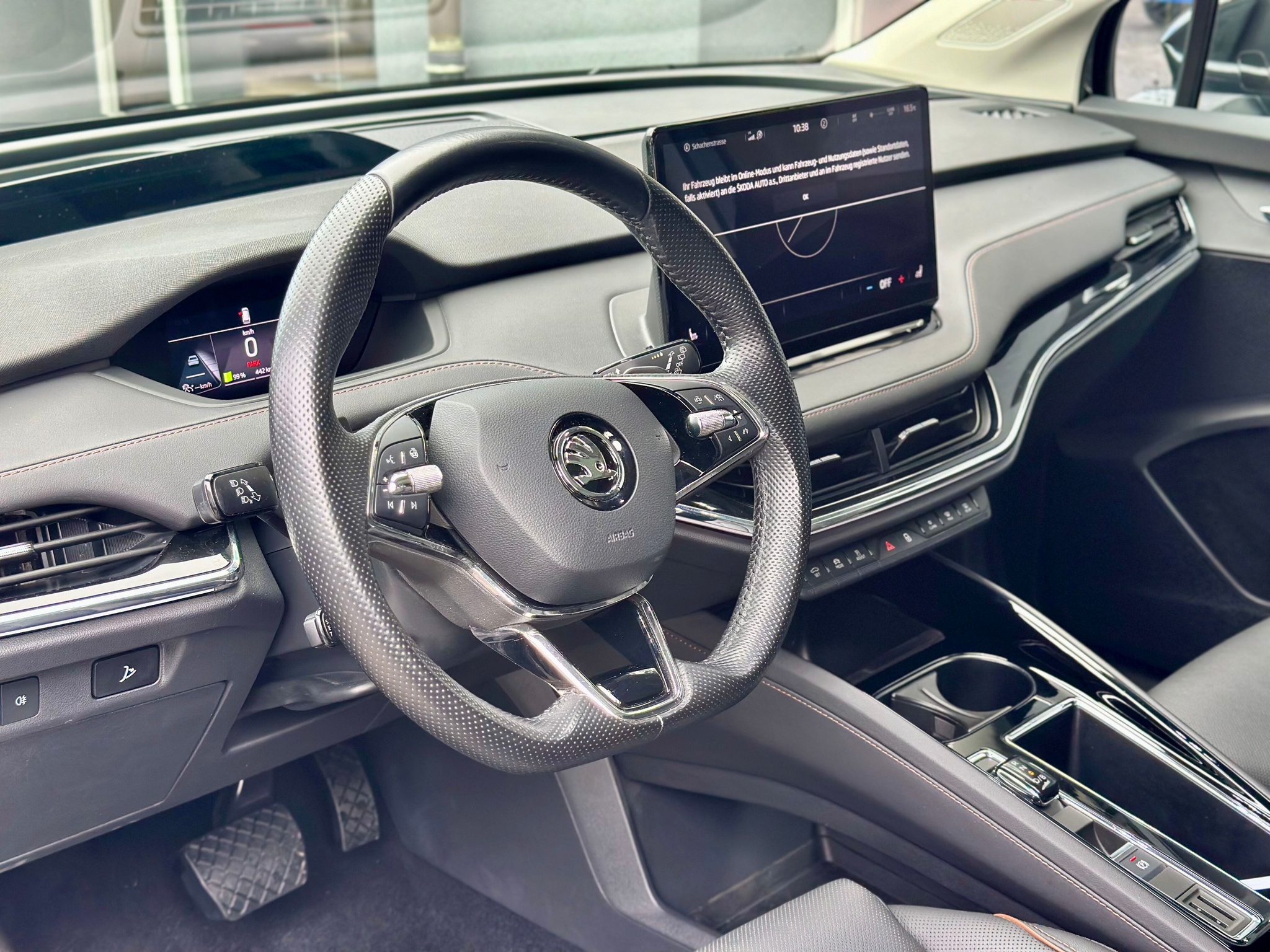 listing desktop thumbnail image 5