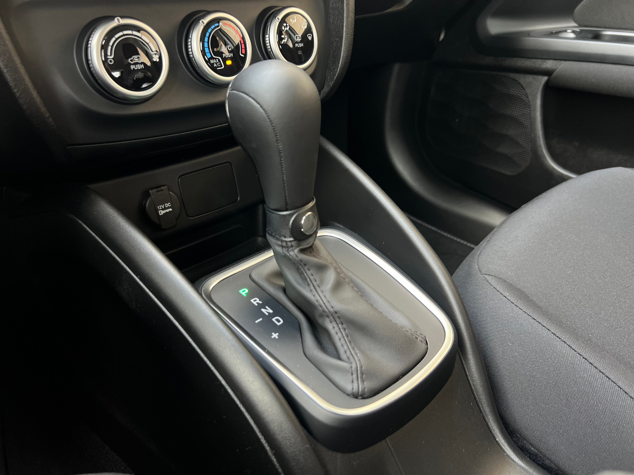 listing desktop thumbnail image 15