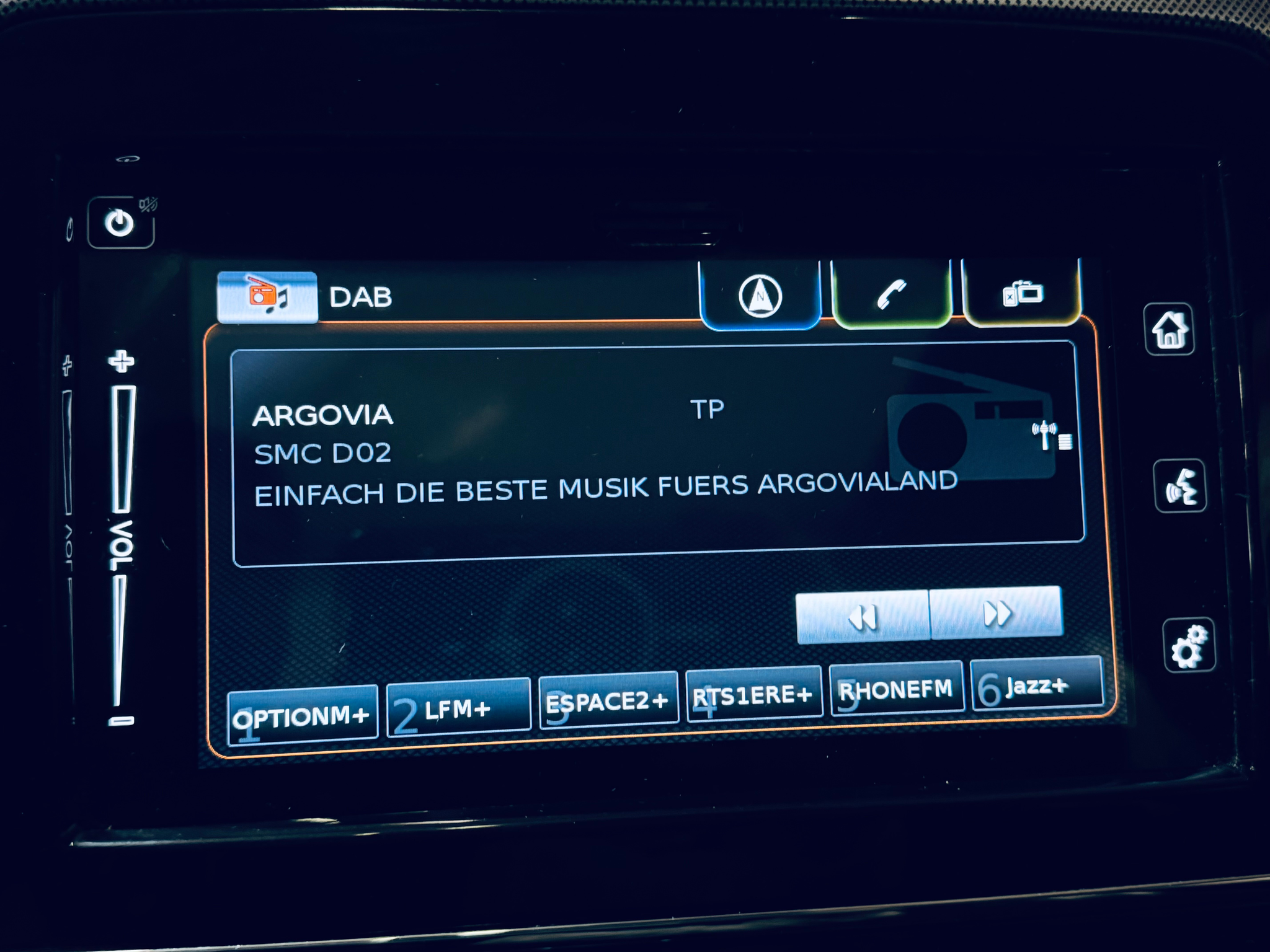 listing desktop thumbnail image 21