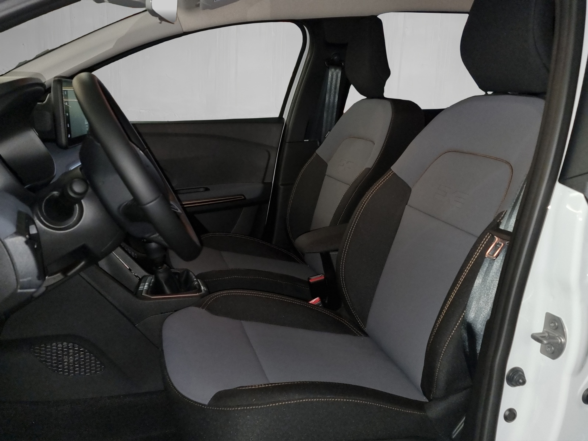 listing desktop thumbnail image 6