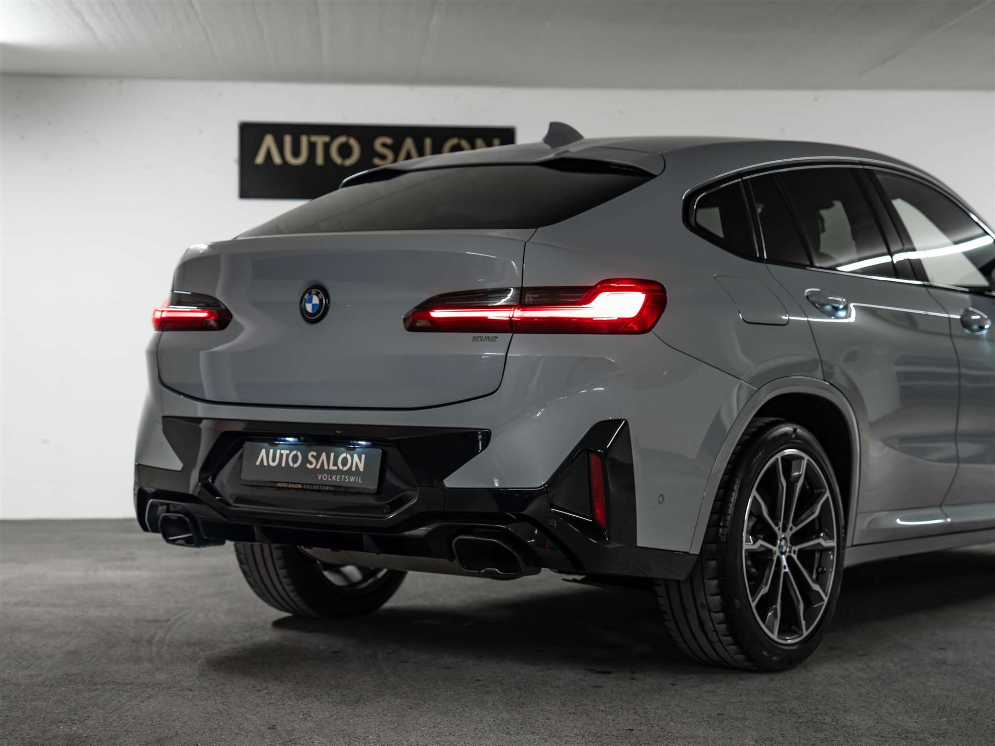 listing desktop thumbnail image 18