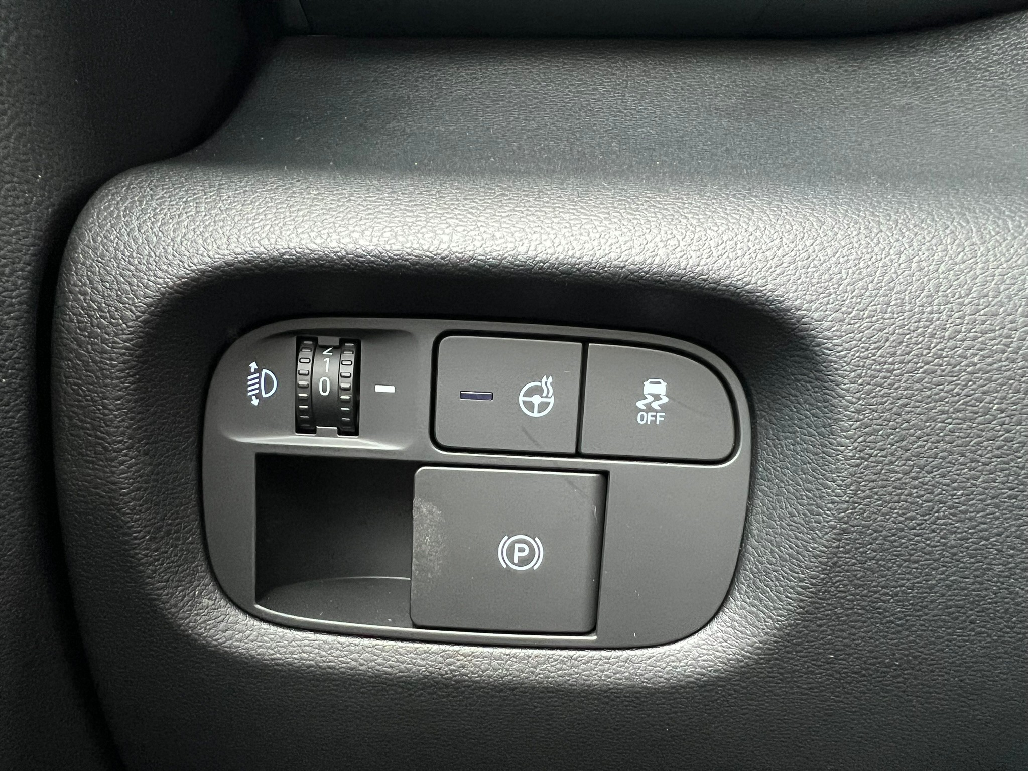 listing desktop thumbnail image 16