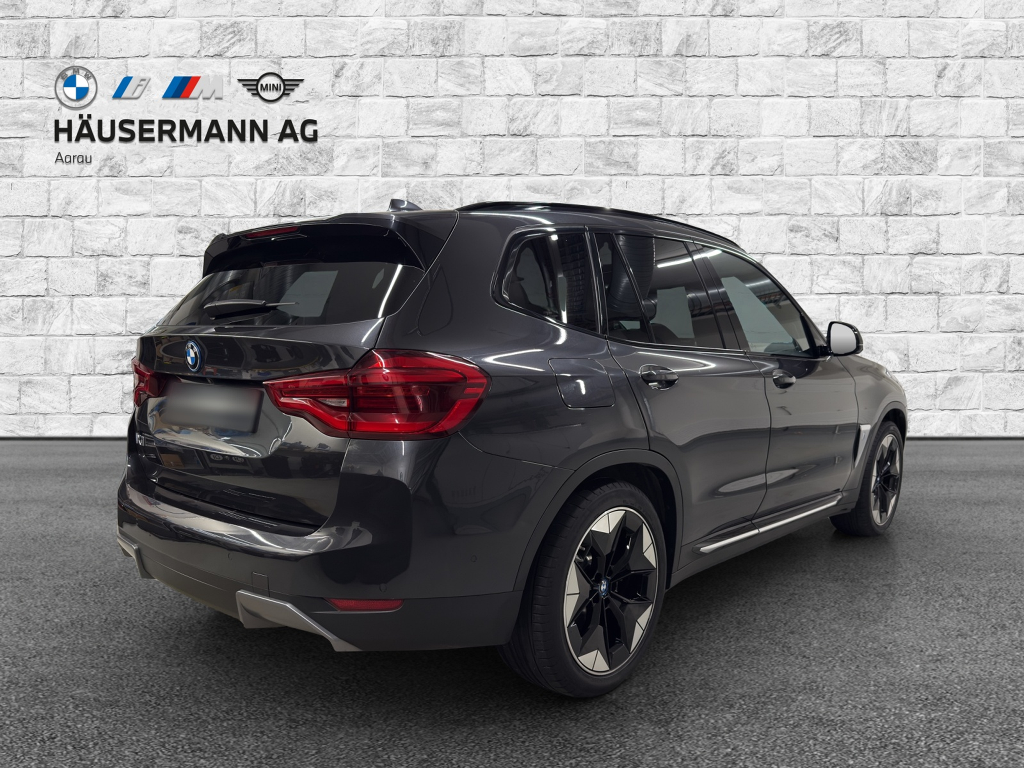 listing desktop thumbnail image 4