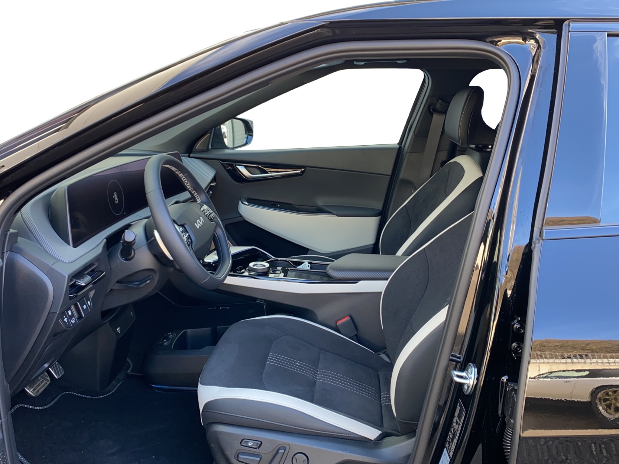 listing desktop thumbnail image 10