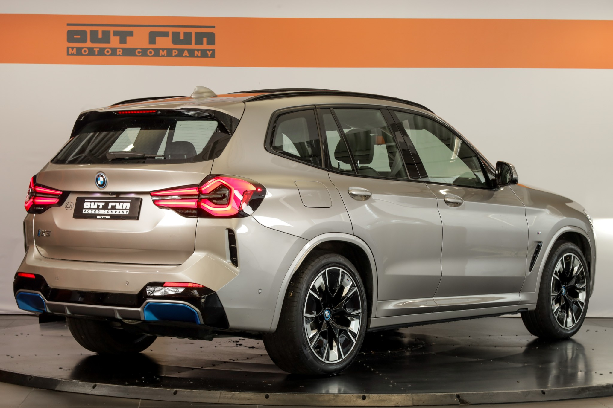 listing desktop thumbnail image 8