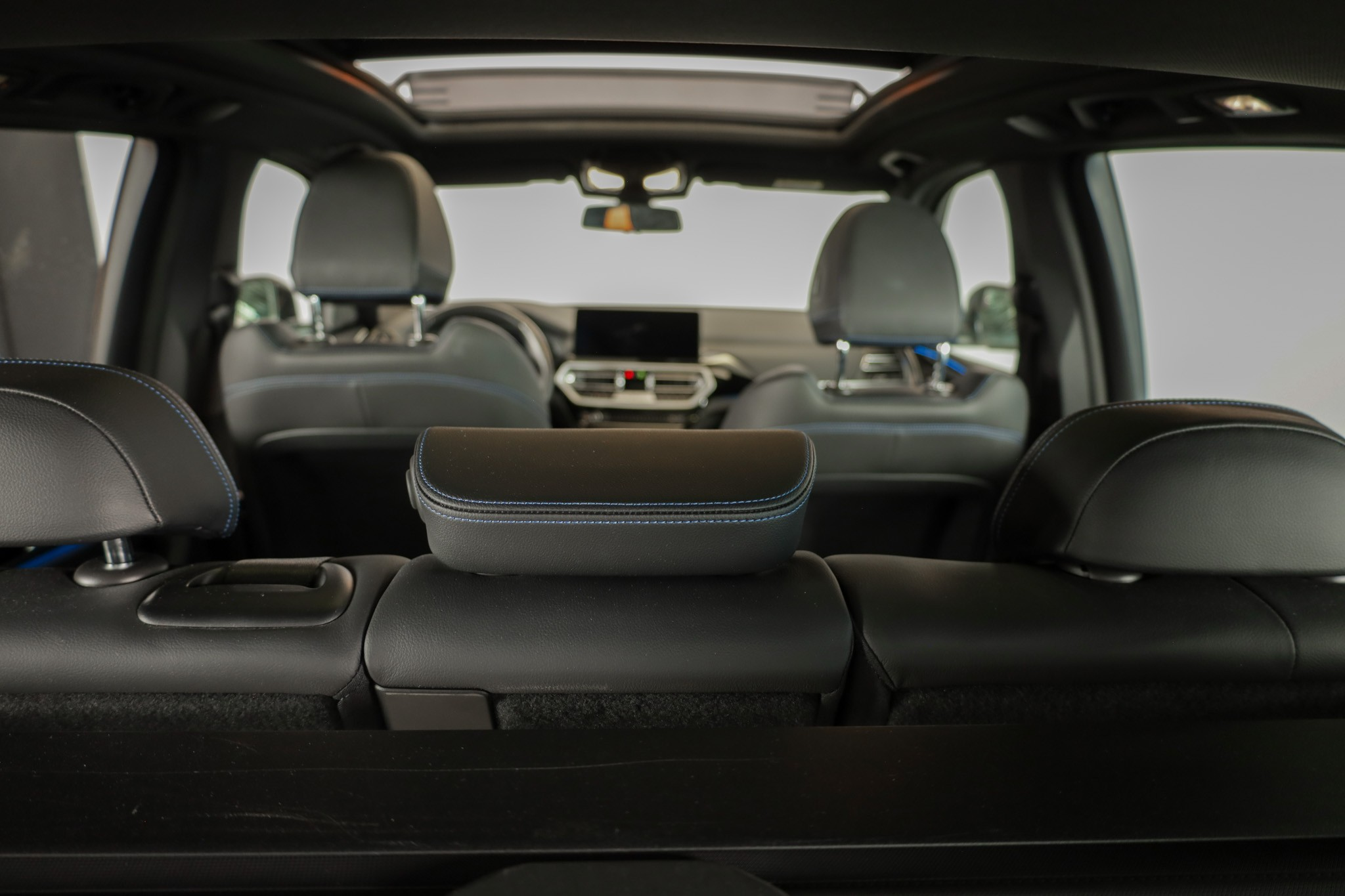 listing desktop thumbnail image 23