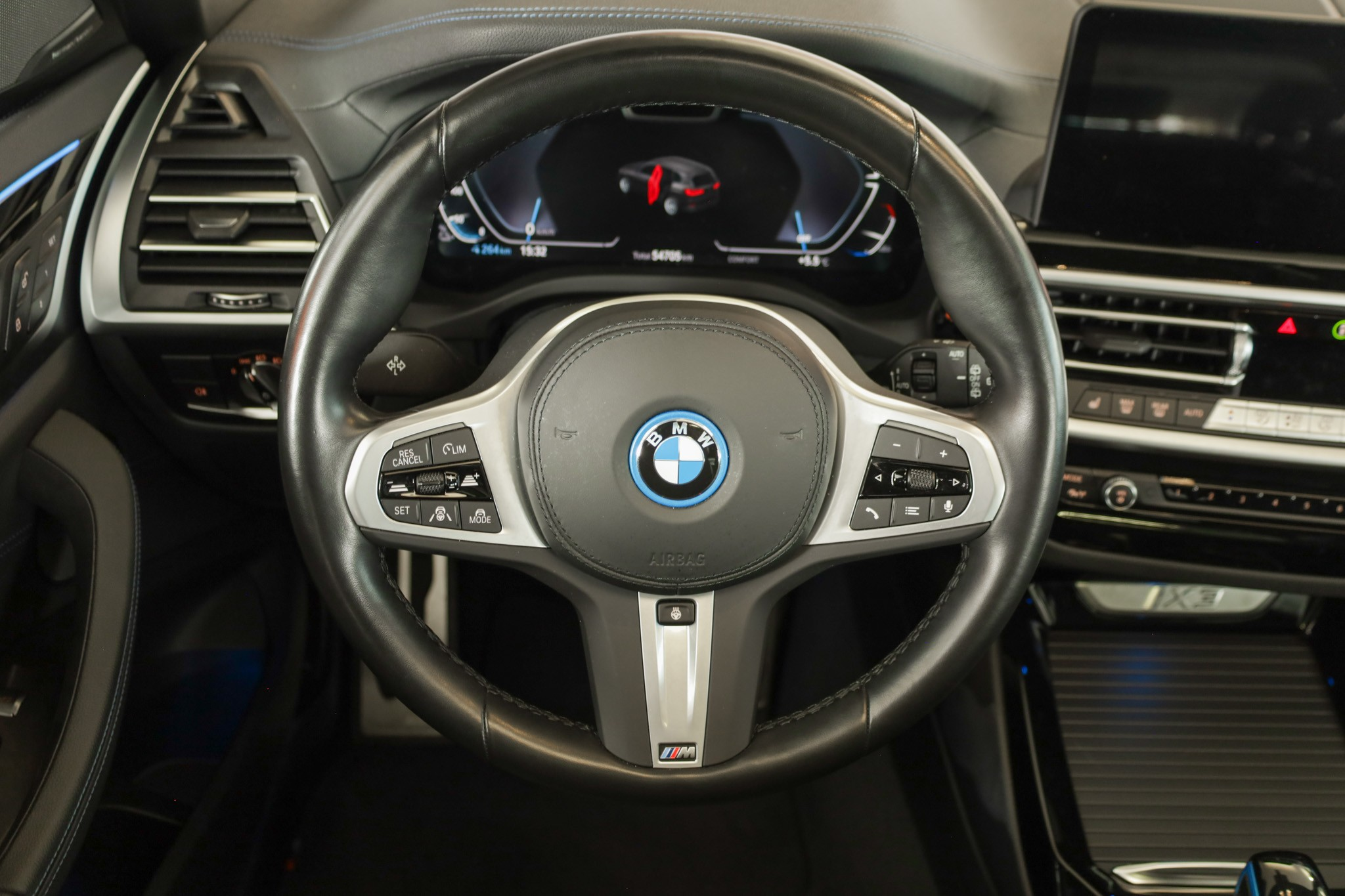 listing desktop thumbnail image 15