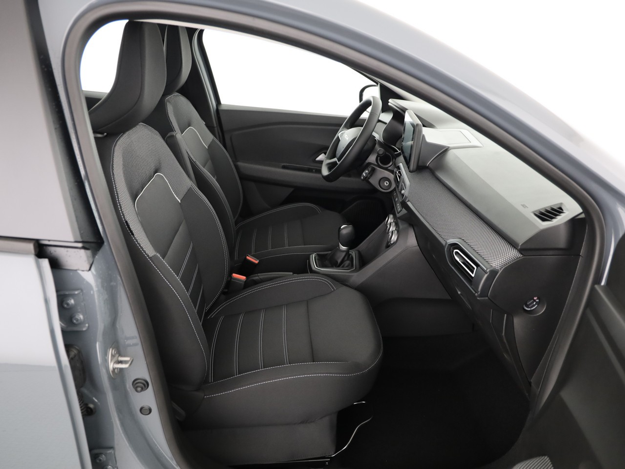 listing desktop thumbnail image 6