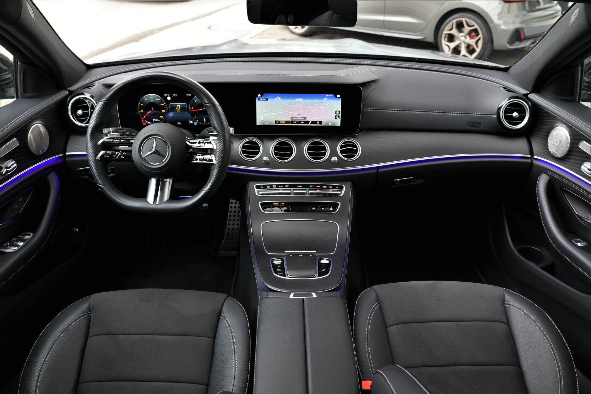 listing desktop thumbnail image 15