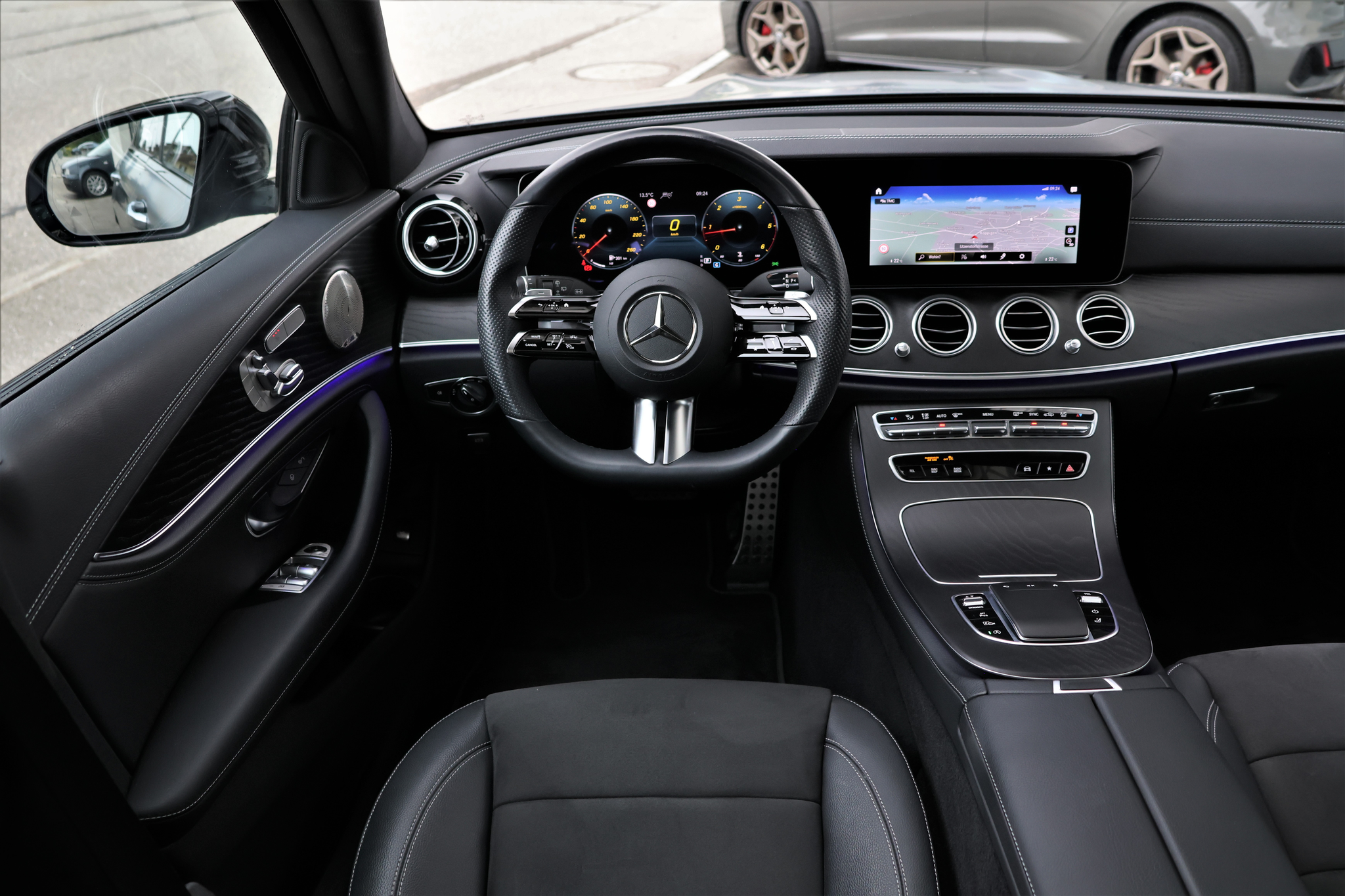 listing desktop thumbnail image 13