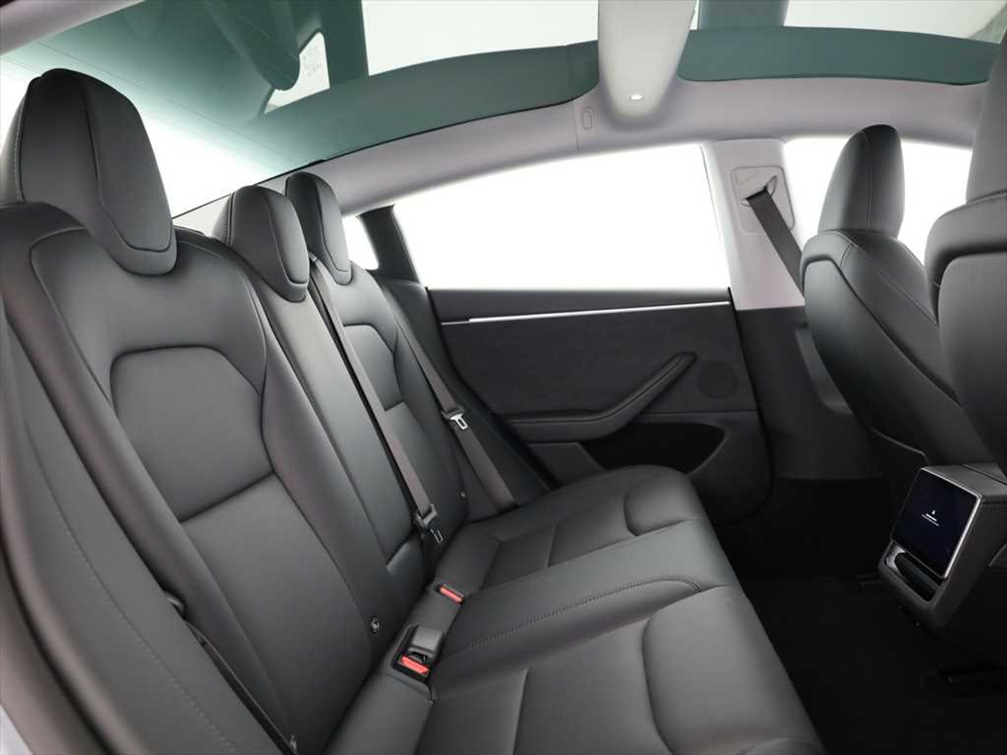 listing desktop thumbnail image 8