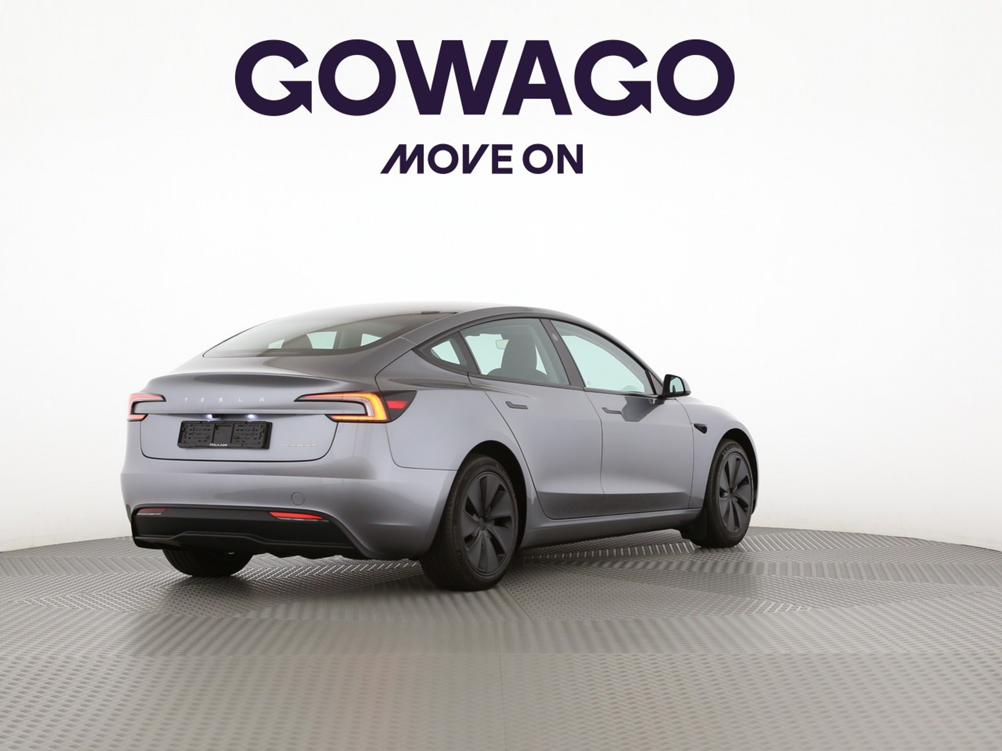 listing desktop thumbnail image 1