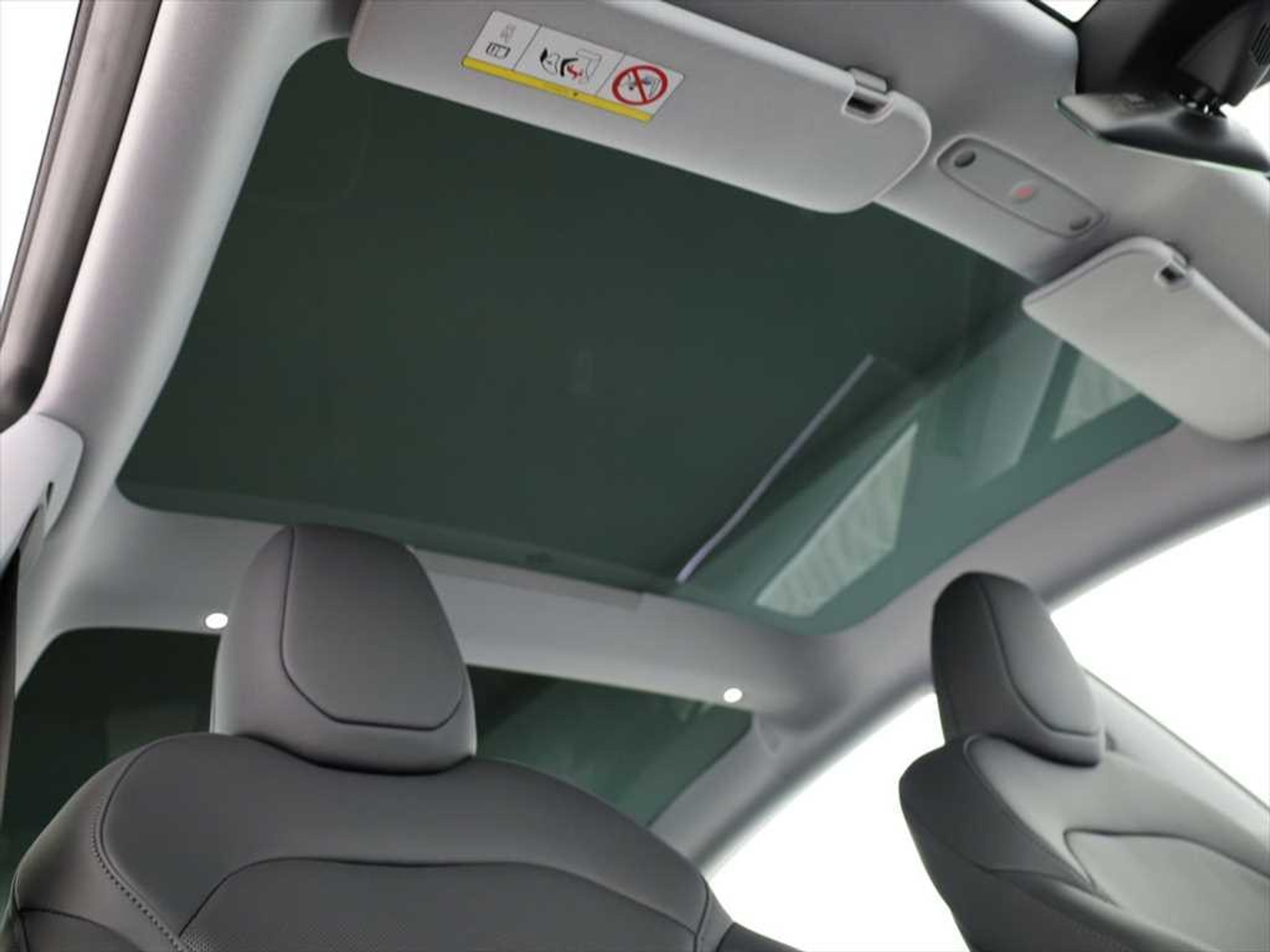 listing desktop thumbnail image 9