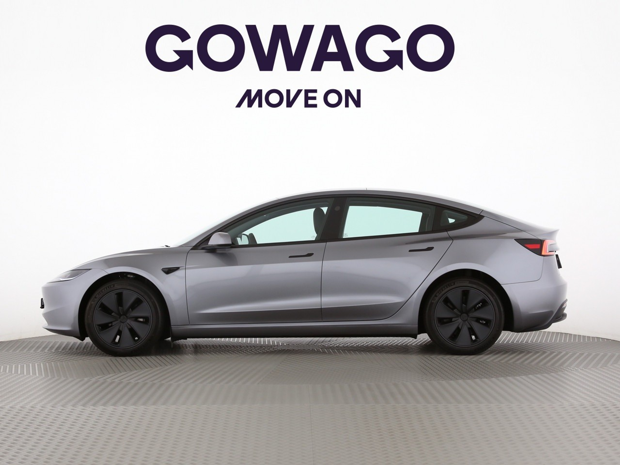 listing desktop thumbnail image 2