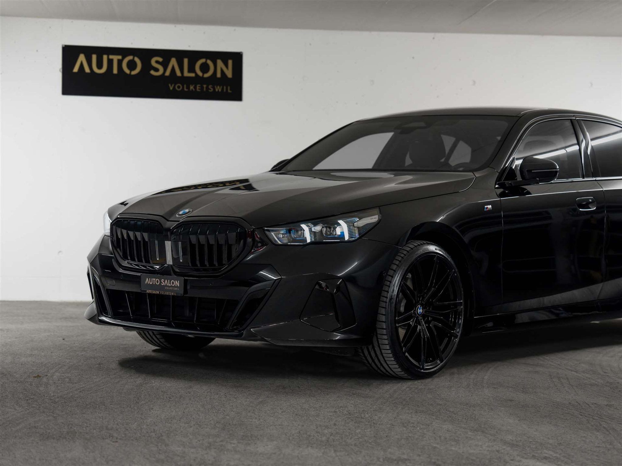 listing desktop thumbnail image 15