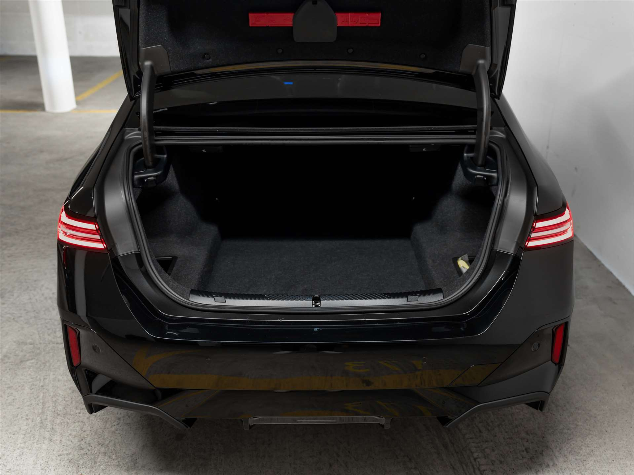 listing desktop thumbnail image 46