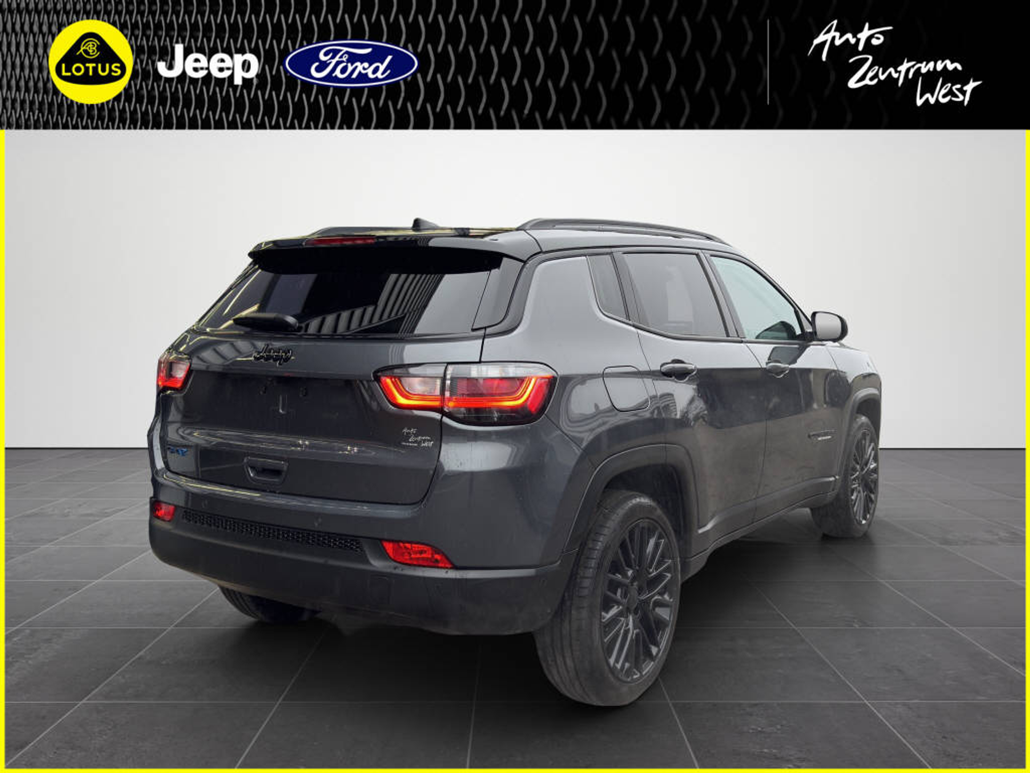 listing desktop thumbnail image 4