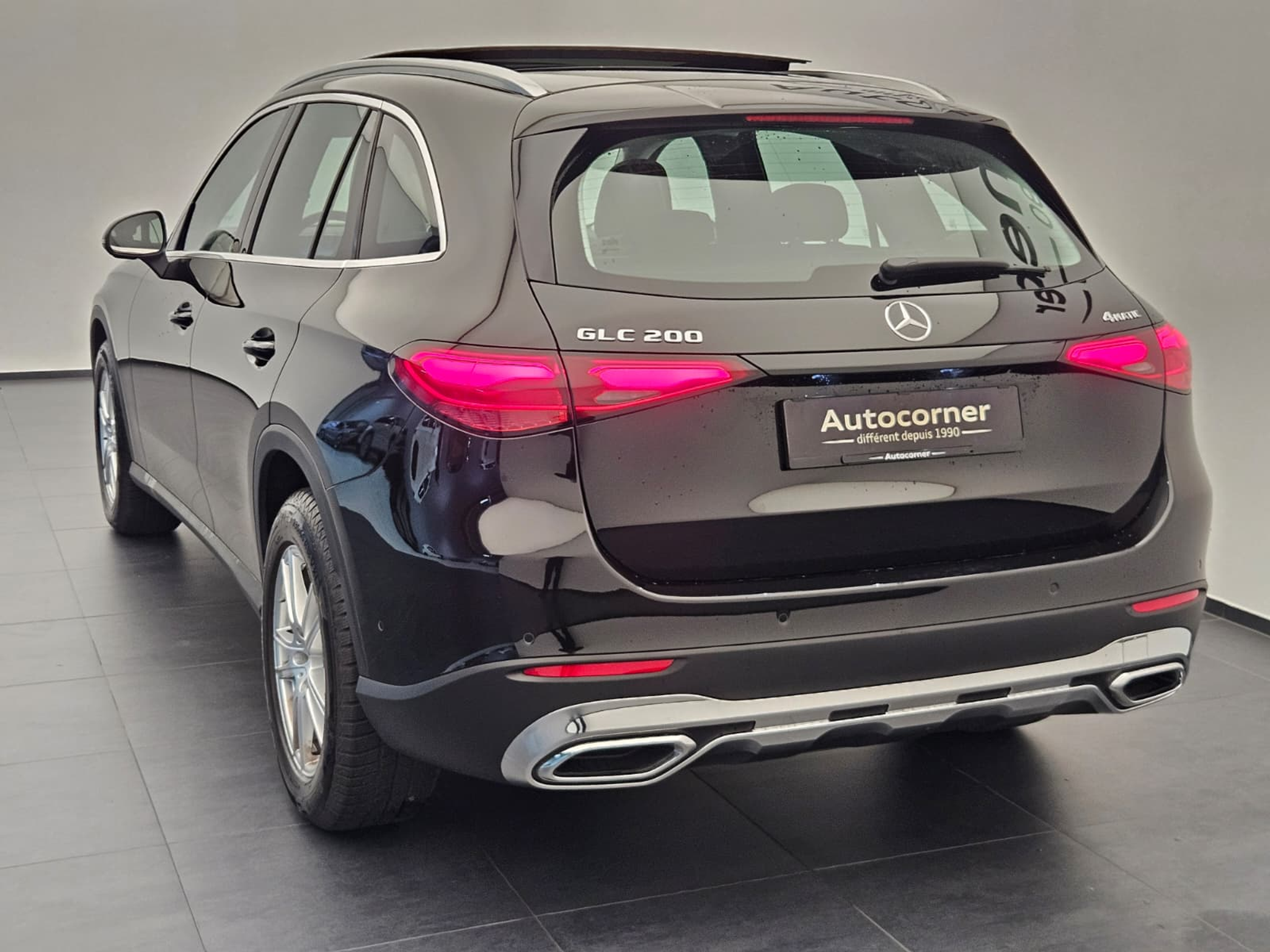 listing desktop thumbnail image 8