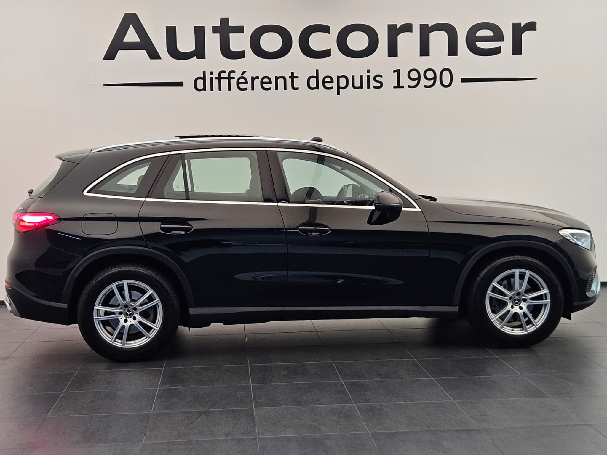 listing desktop thumbnail image 5